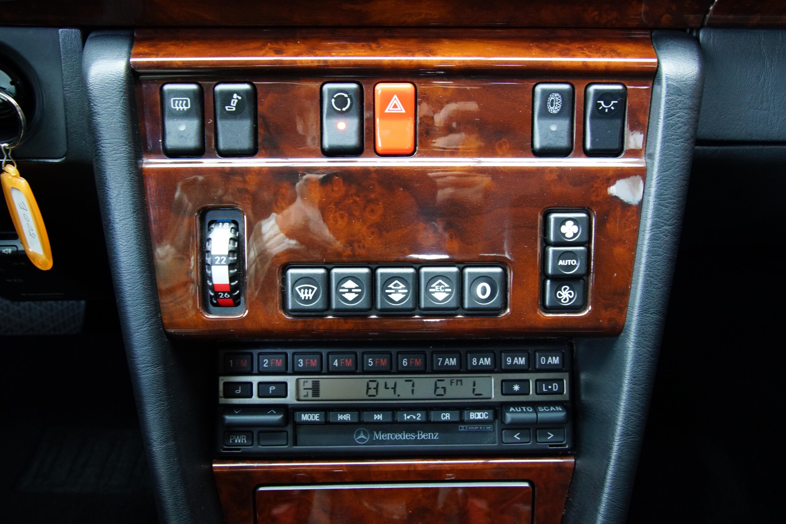 1992 Mercedes Benz E500 — Photo 12 / 20
