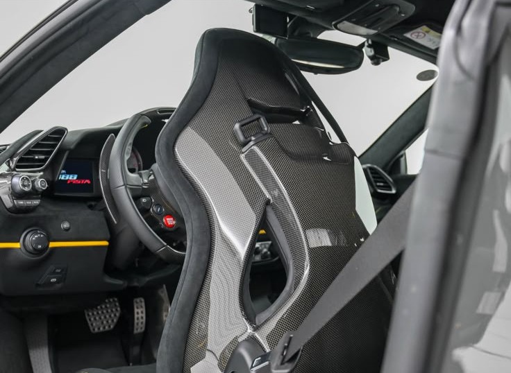 2020 Ferrari 488 Pista — Photo 8 / 22