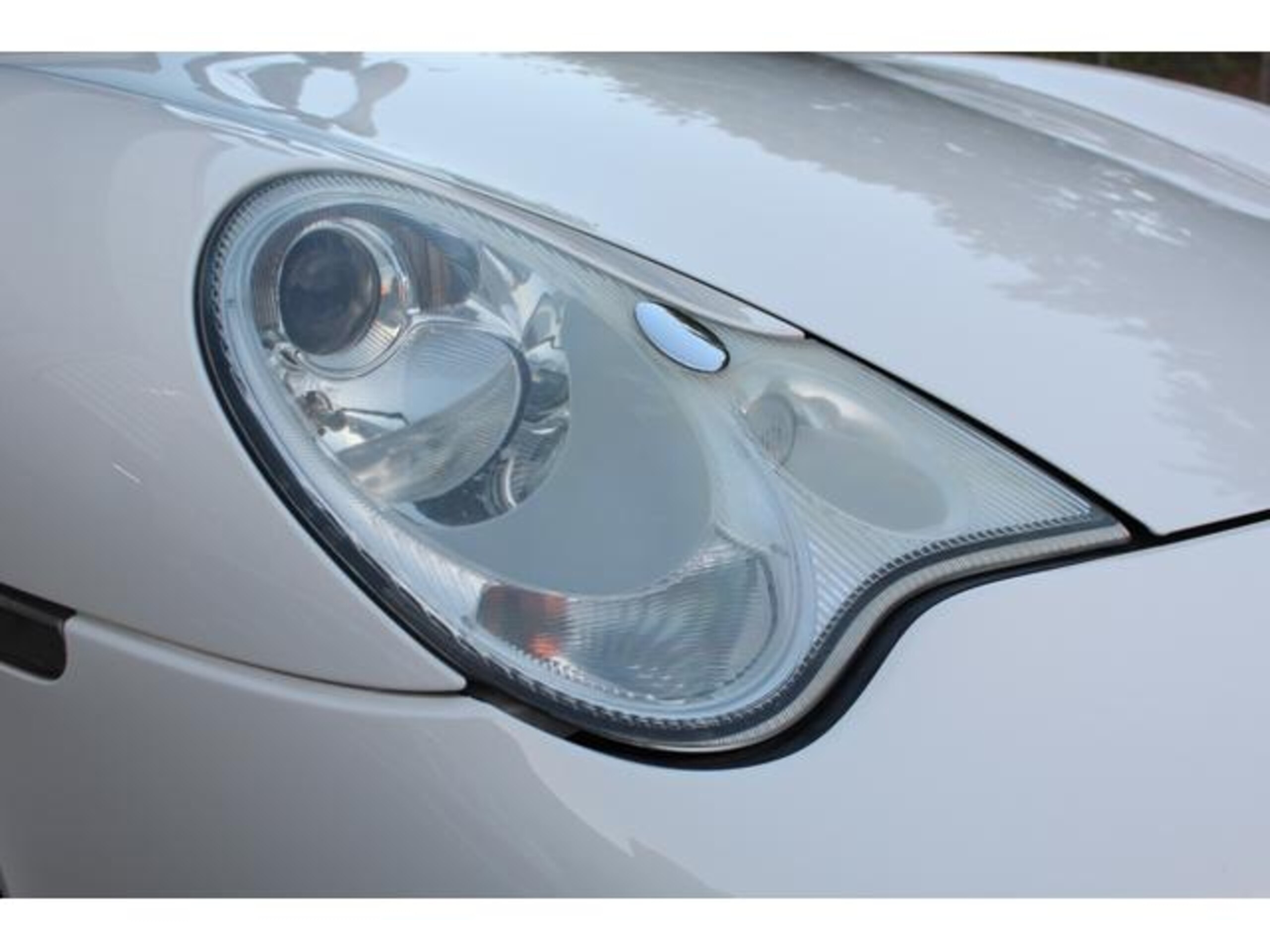 2004 Porsche 911 Carrera — Photo 9 / 20