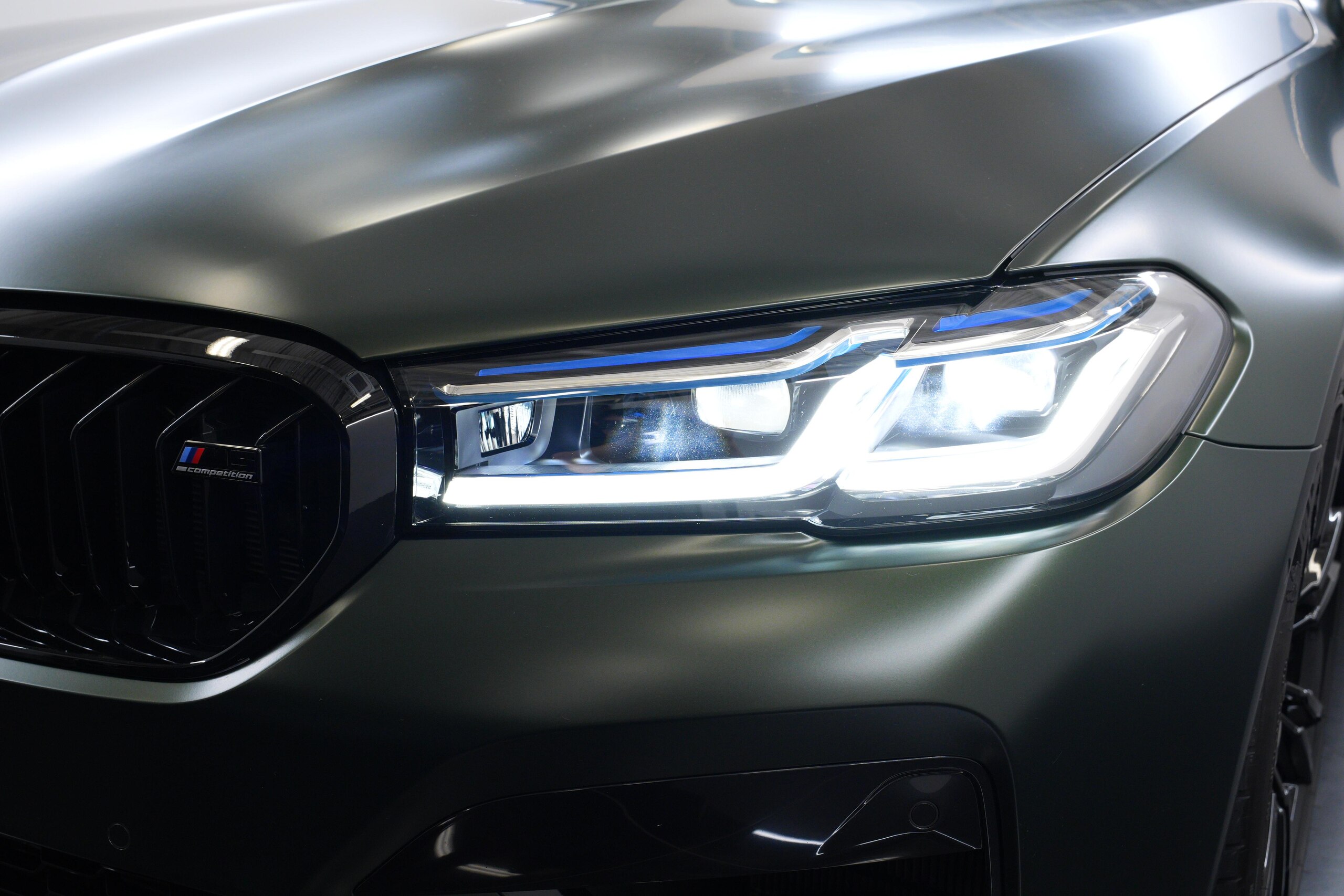 2023 BMW M5 Competition — Photo 45 / 53