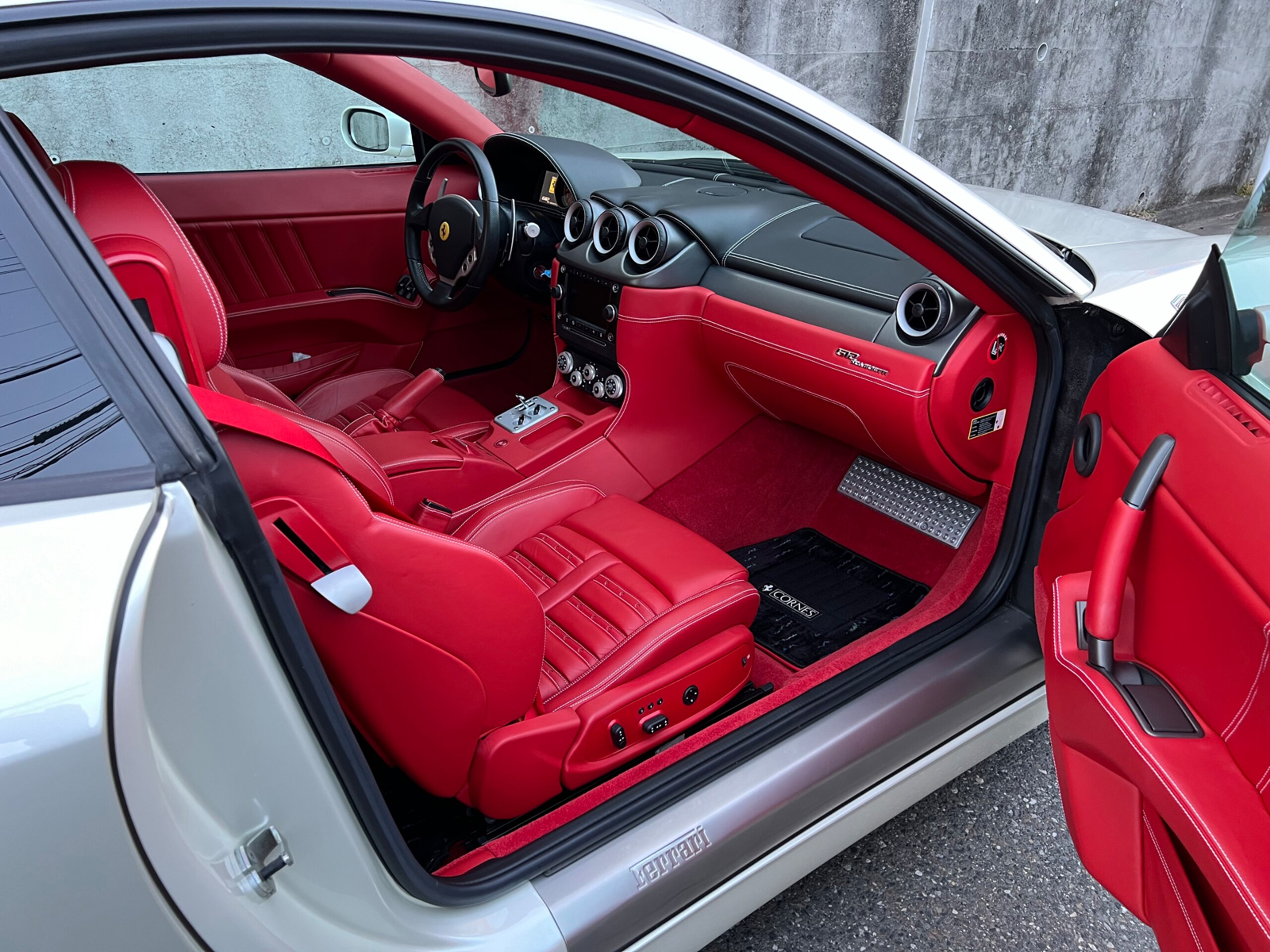 2009 Ferrari 612 Scaglietti — Photo 13 / 18