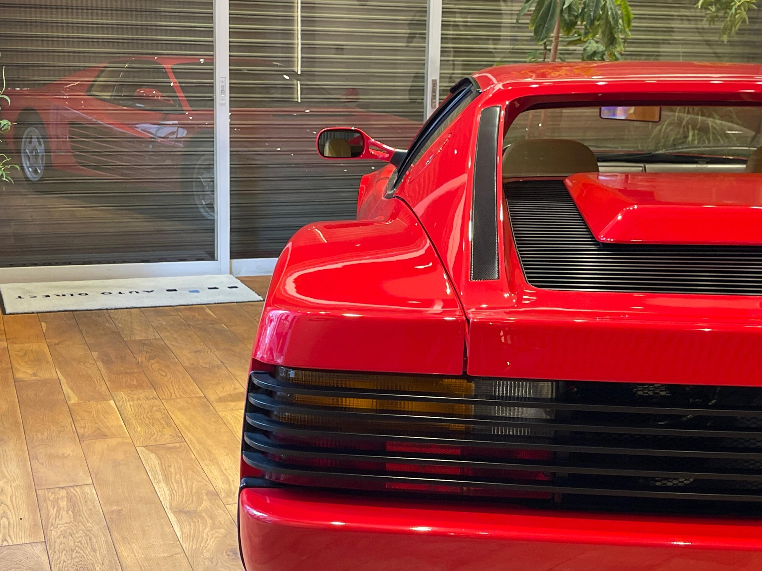 1988 Ferrari Testarossa — Photo 15 / 21