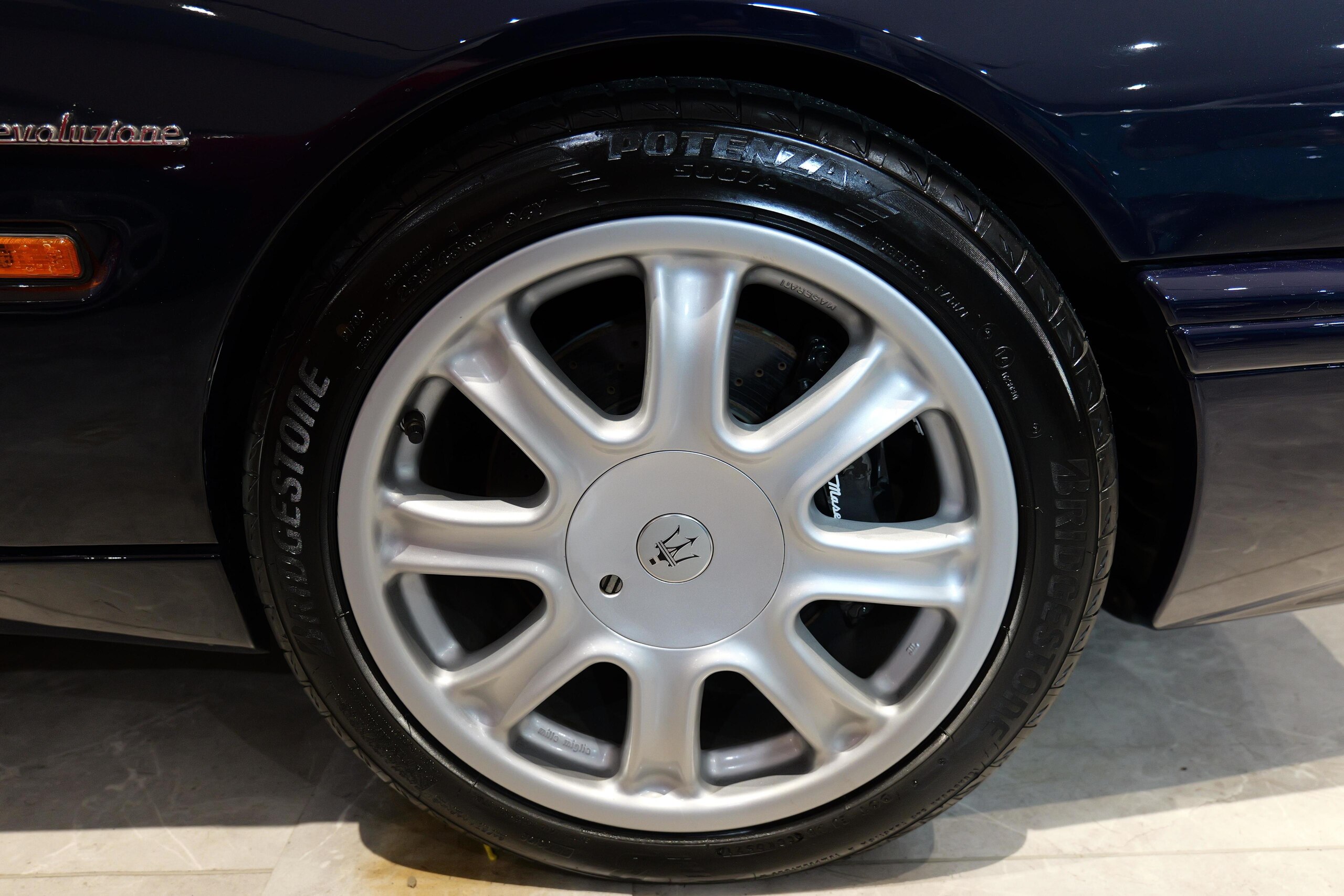 2000 Maserati Quattroporte — Photo 16 / 18