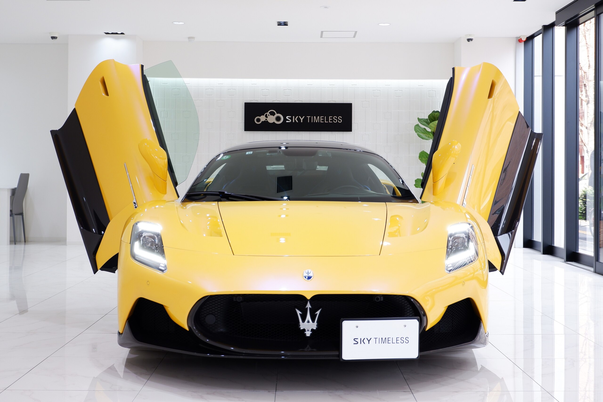 2022 Maserati MC20 for sale in Japan