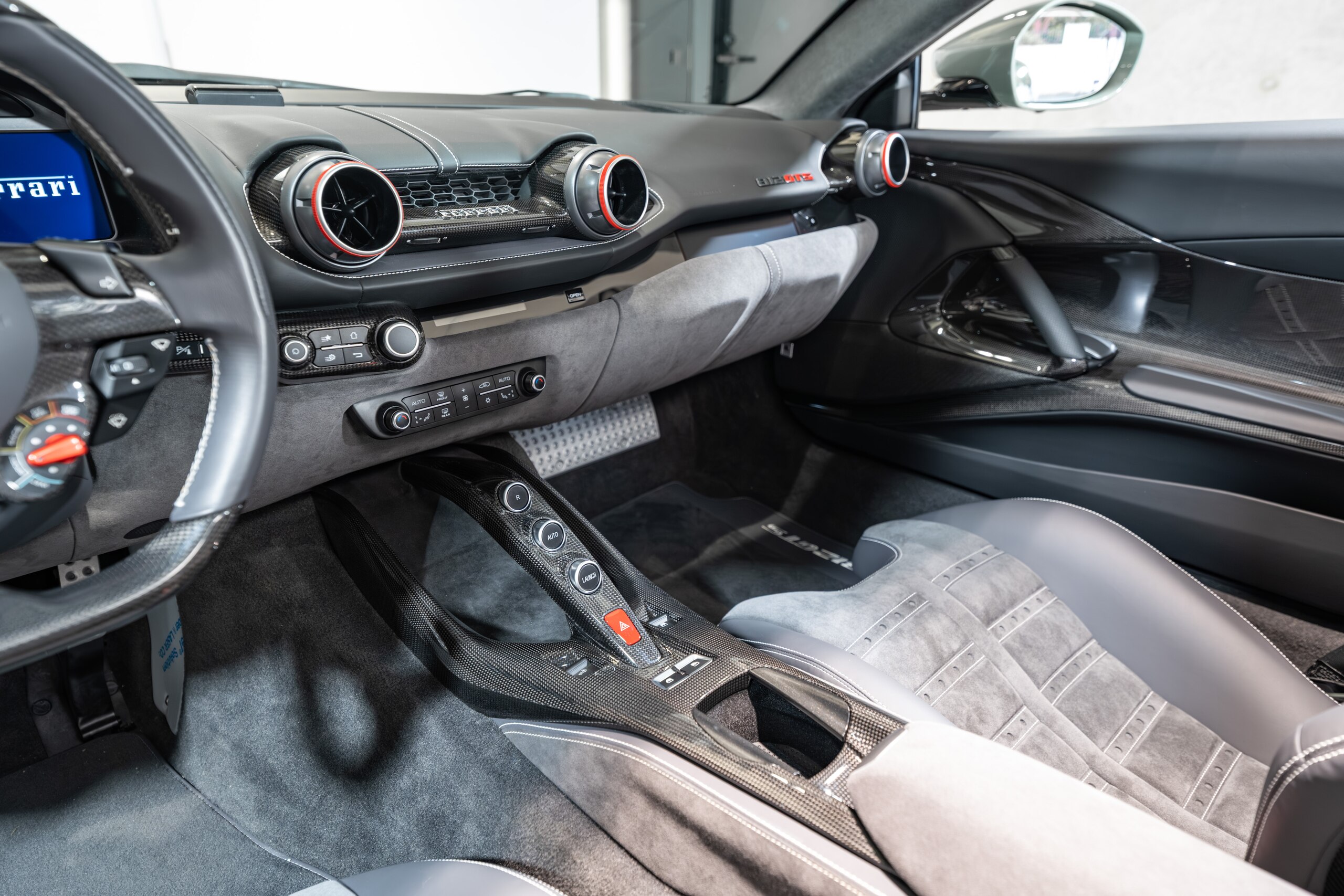 2021 Ferrari 812GTS — Photo 14 / 25