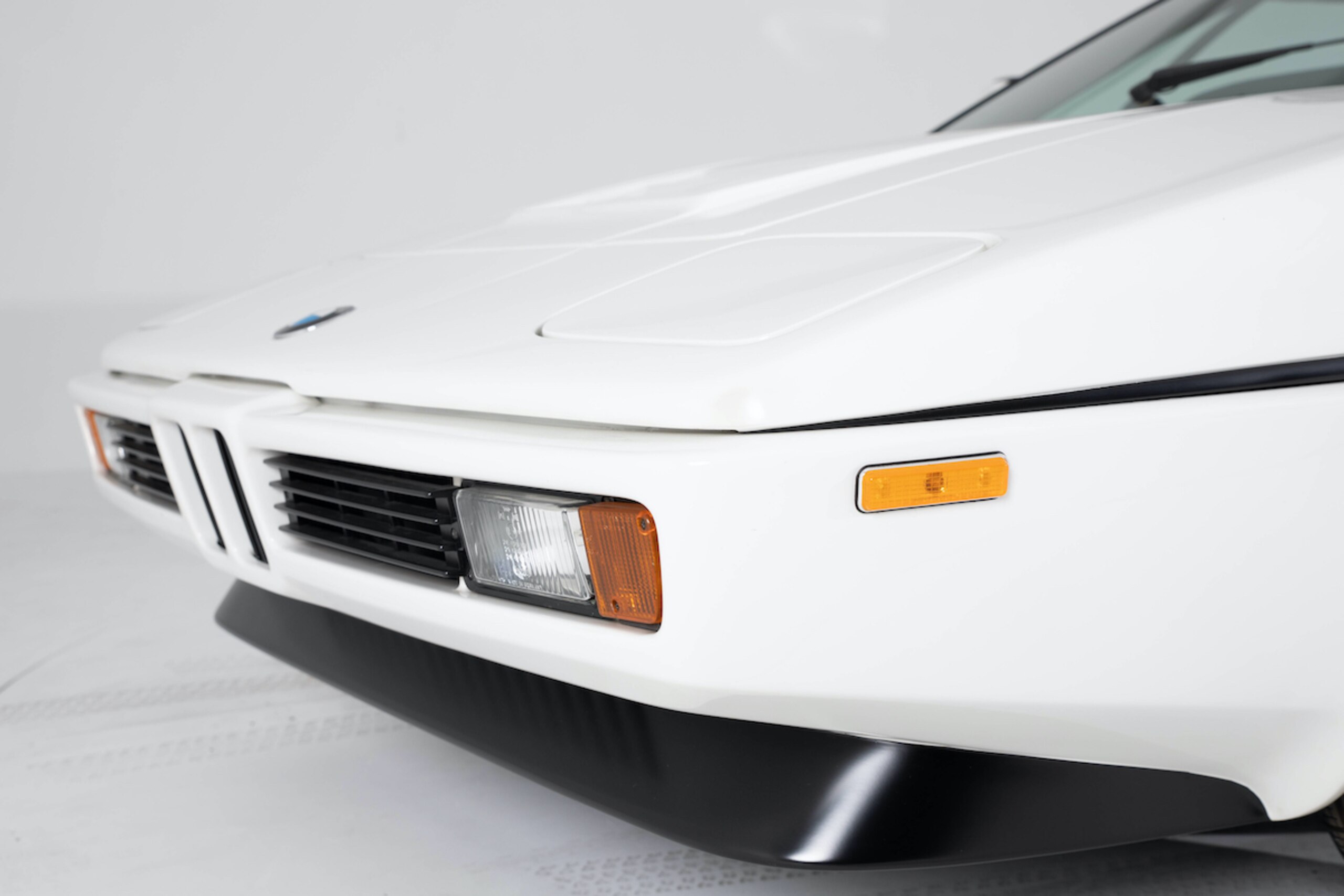 1981 BMW M1 — Photo 13 / 33