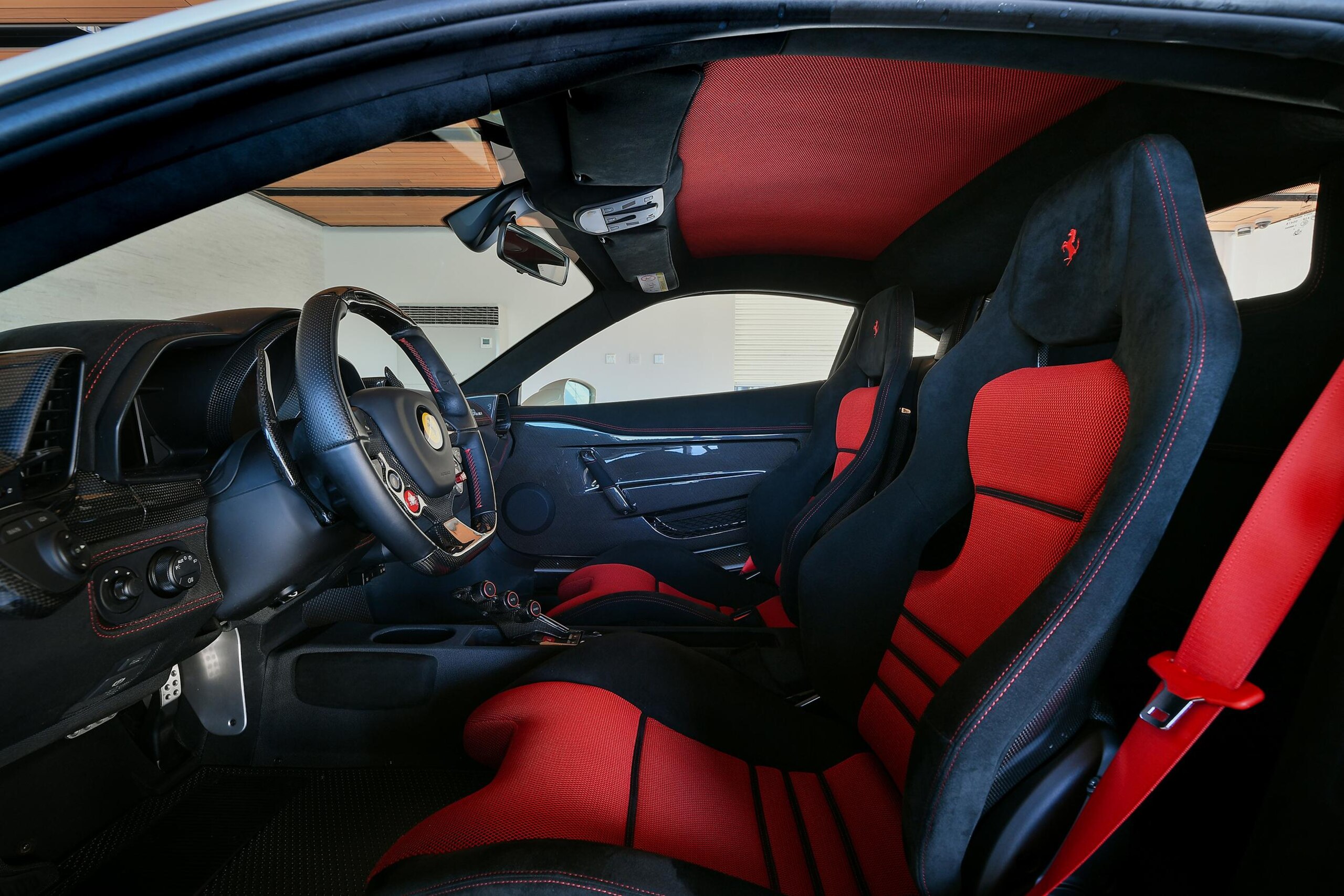 2014 Ferrari 458 Speciale — Photo 9 / 15