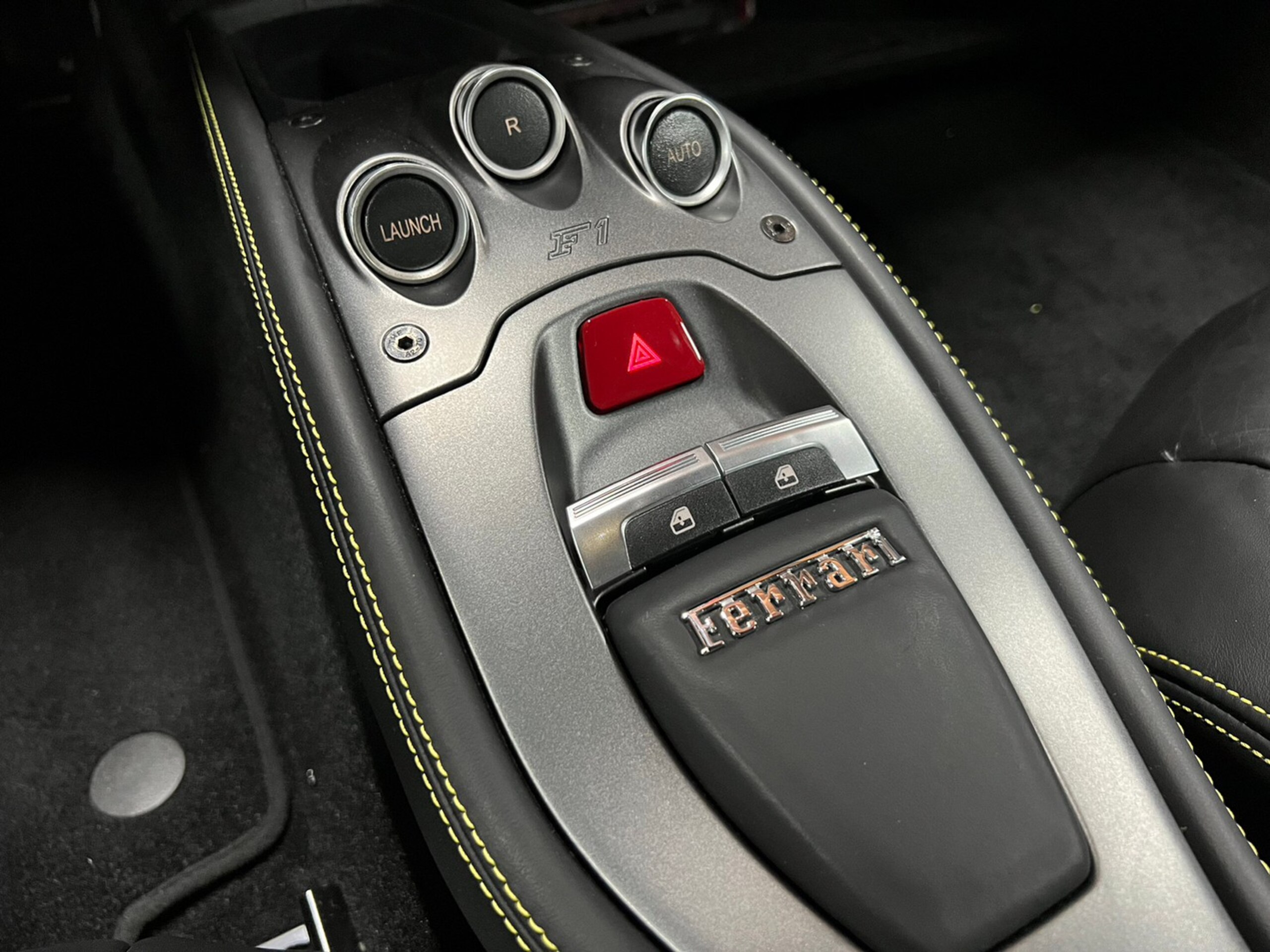 2010 Ferrari 458 Italia F1 DCT — Photo 17 / 30