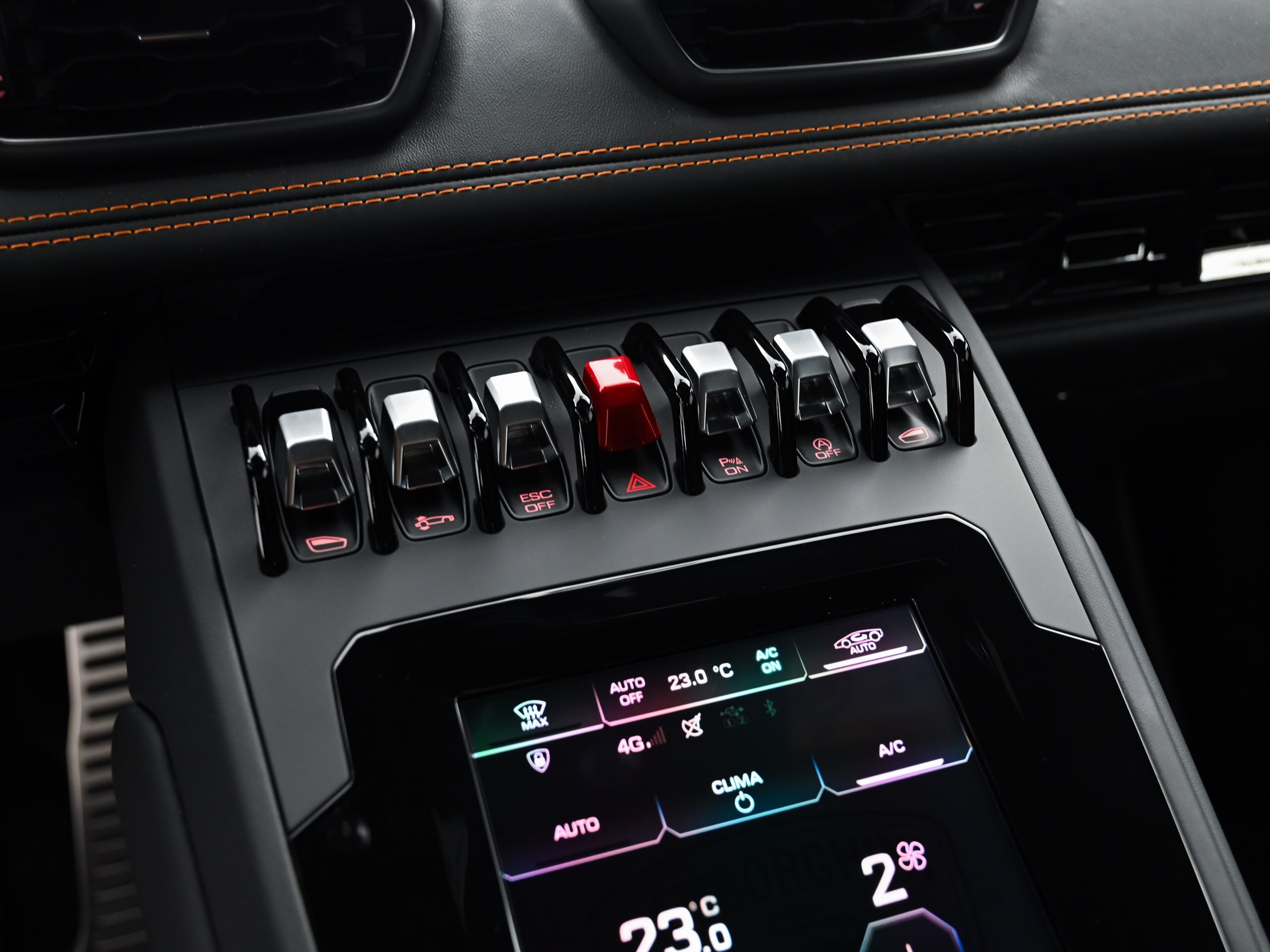 2022 Lamborghini Huracán EVO — Photo 15 / 27