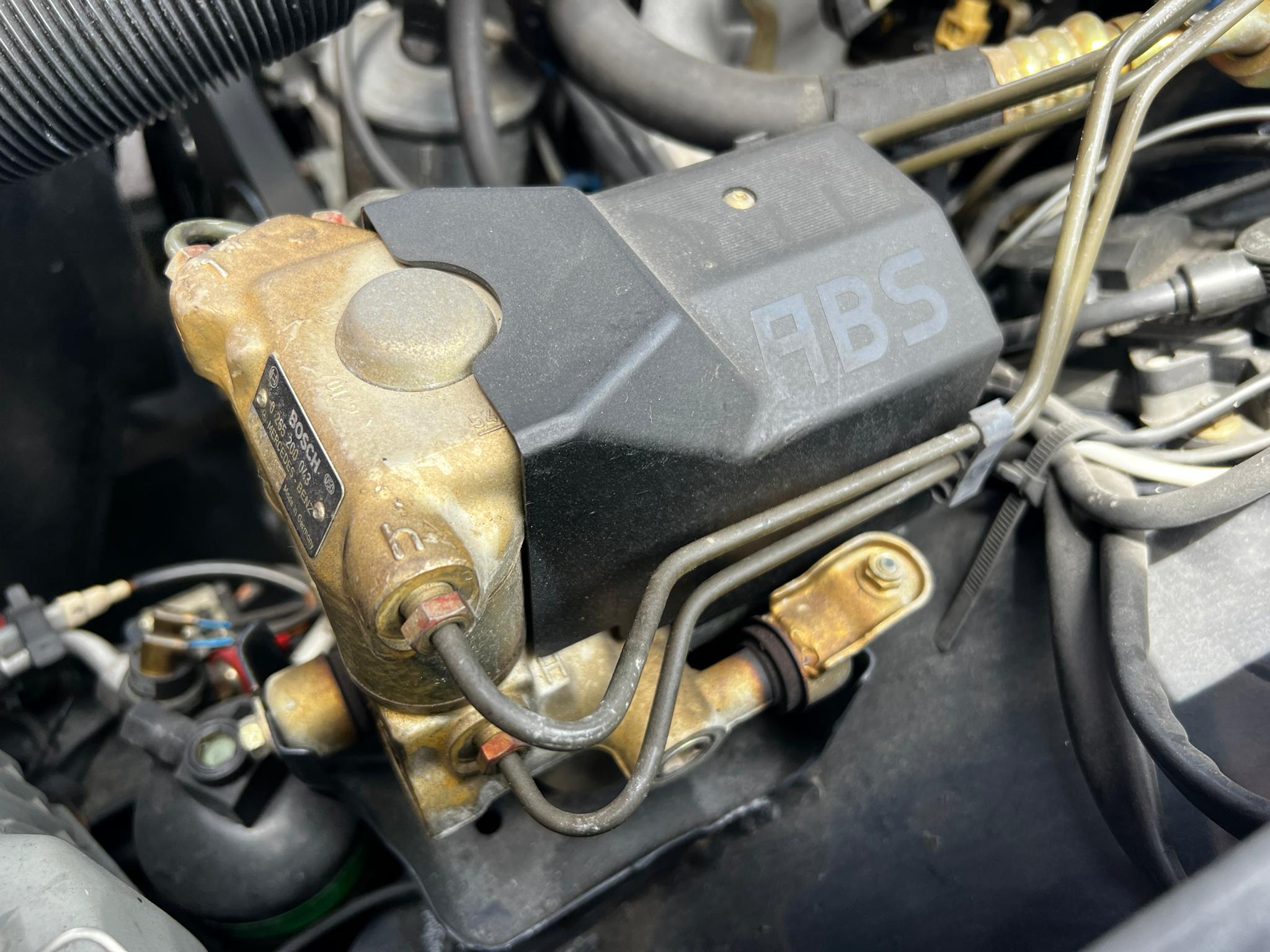 1988 Mercedes Benz 230E — Photo 21 / 29