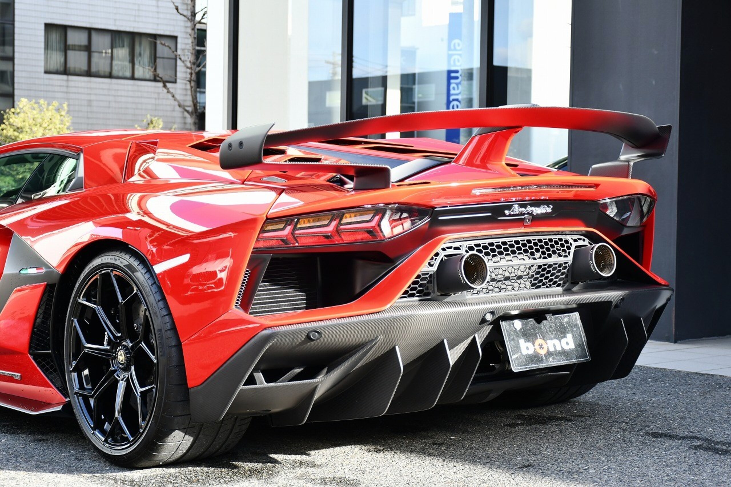 2019 Lamborghini Aventador SVJ — Photo 10 / 46