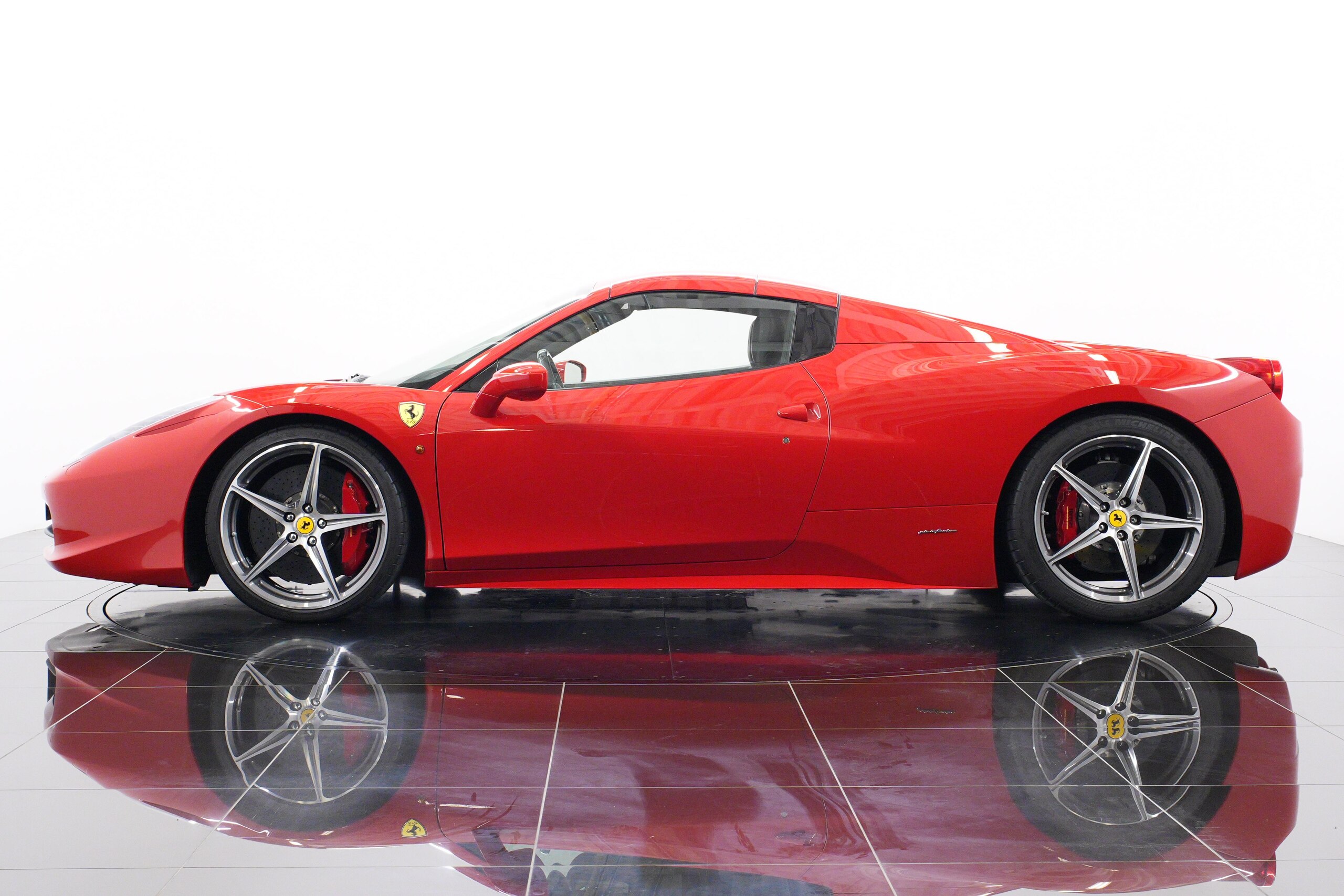 2013 Ferrari 458 Spider — Photo 7 / 41