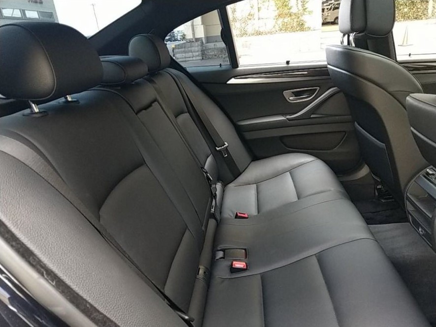 2011 BMW 535i M Sport — Photo 6 / 8