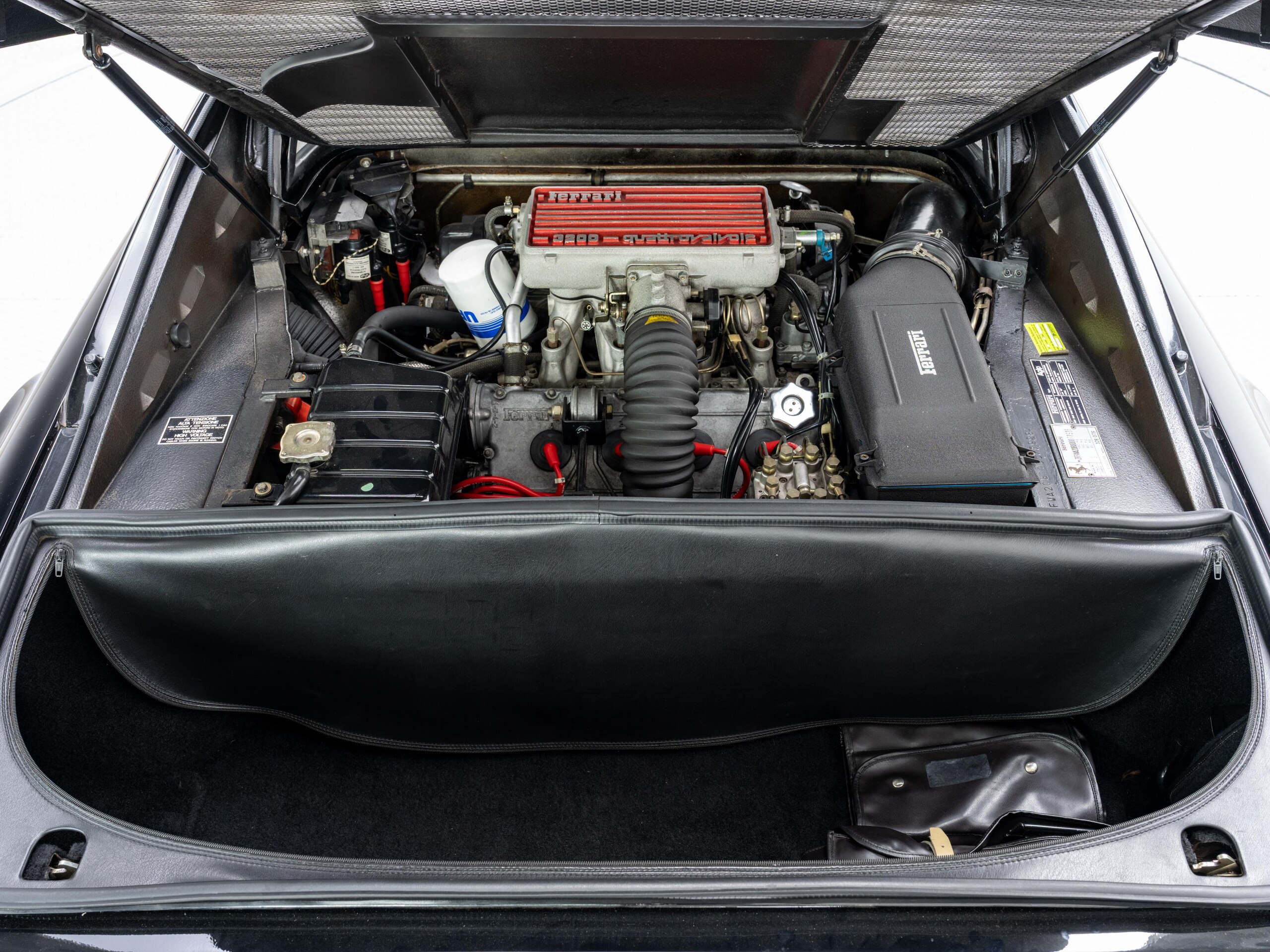 1989 Ferrari 328GTS — Photo 19 / 20