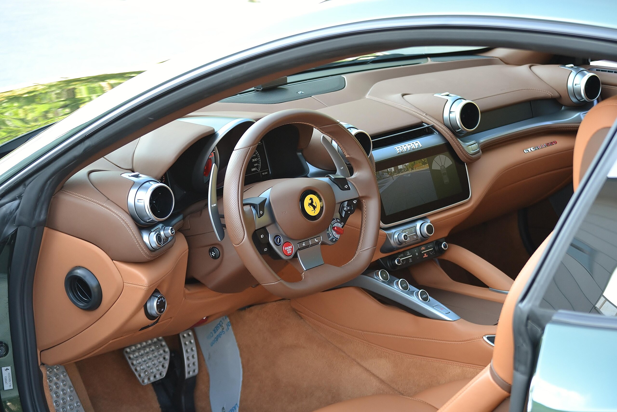2019 Ferrari GTC4Lusso — Photo 19 / 34