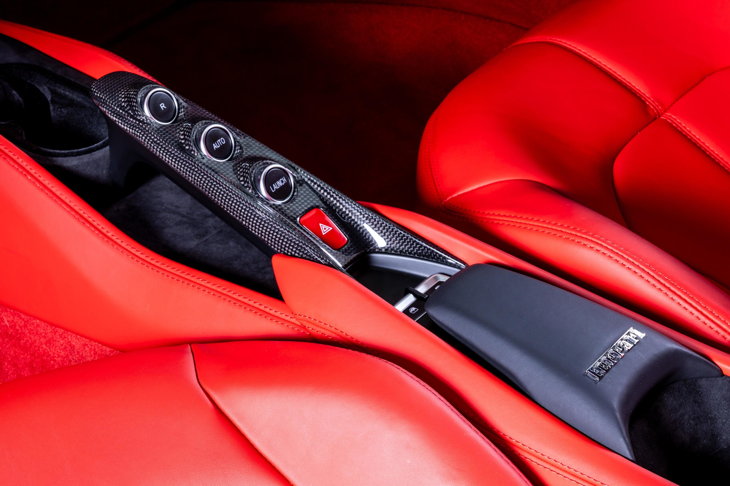 2020 Ferrari F8 Tributo — Photo 13 / 20