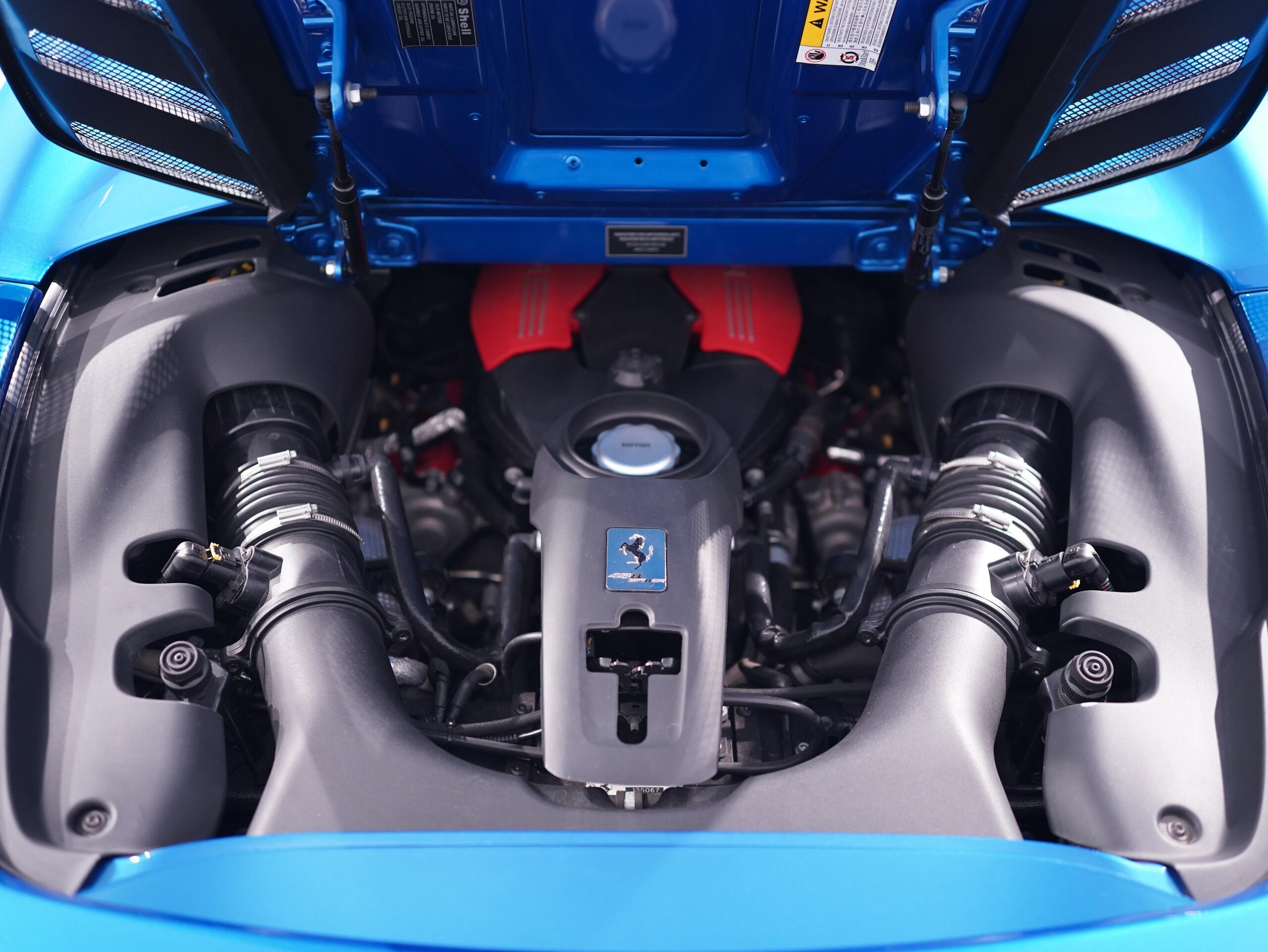 2016 Ferrari 488 Spider — Photo 18 / 20