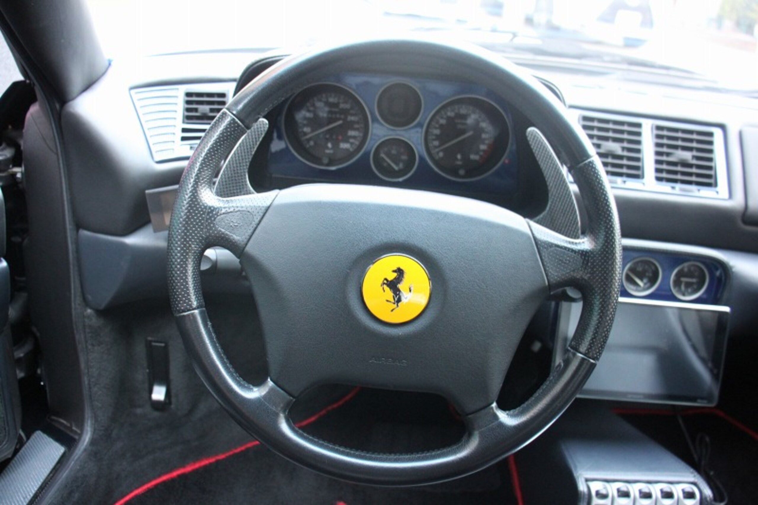 1998 Ferrari F355 Spider — Photo 7 / 15