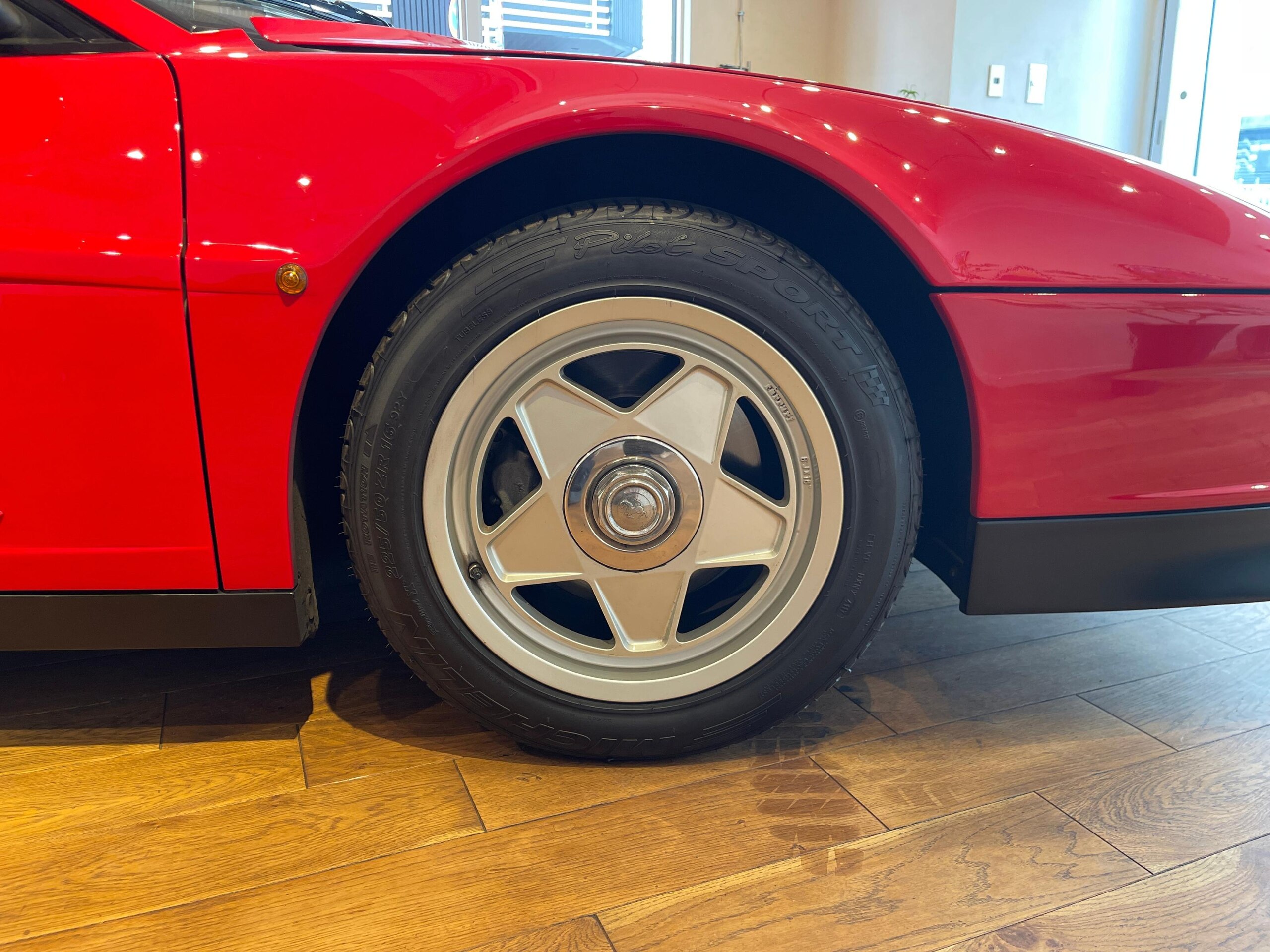 1988 Ferrari Testarossa — Photo 18 / 21