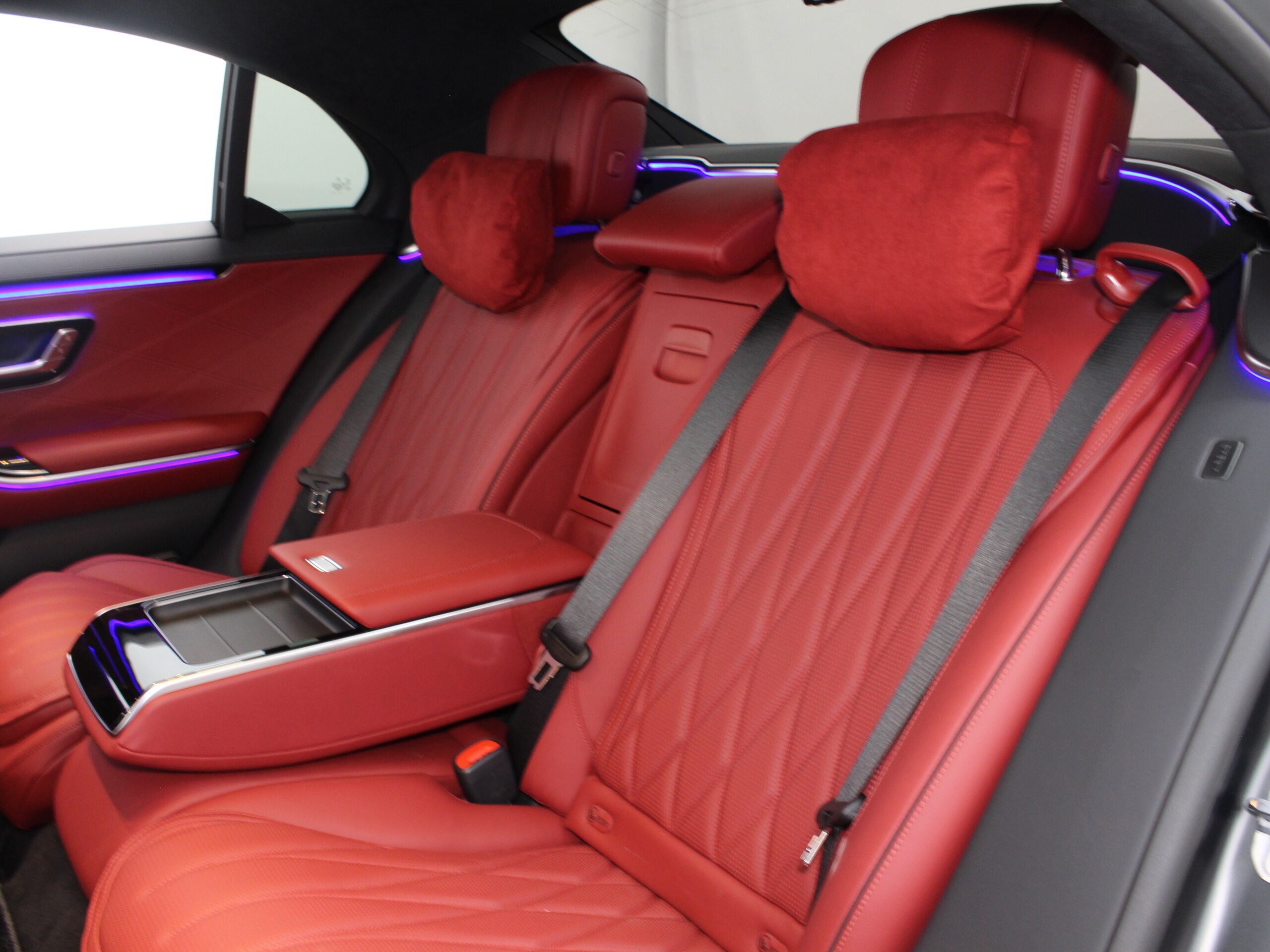 2024 Mercedes Benz AMG S63 E Performance — Photo 15 / 20