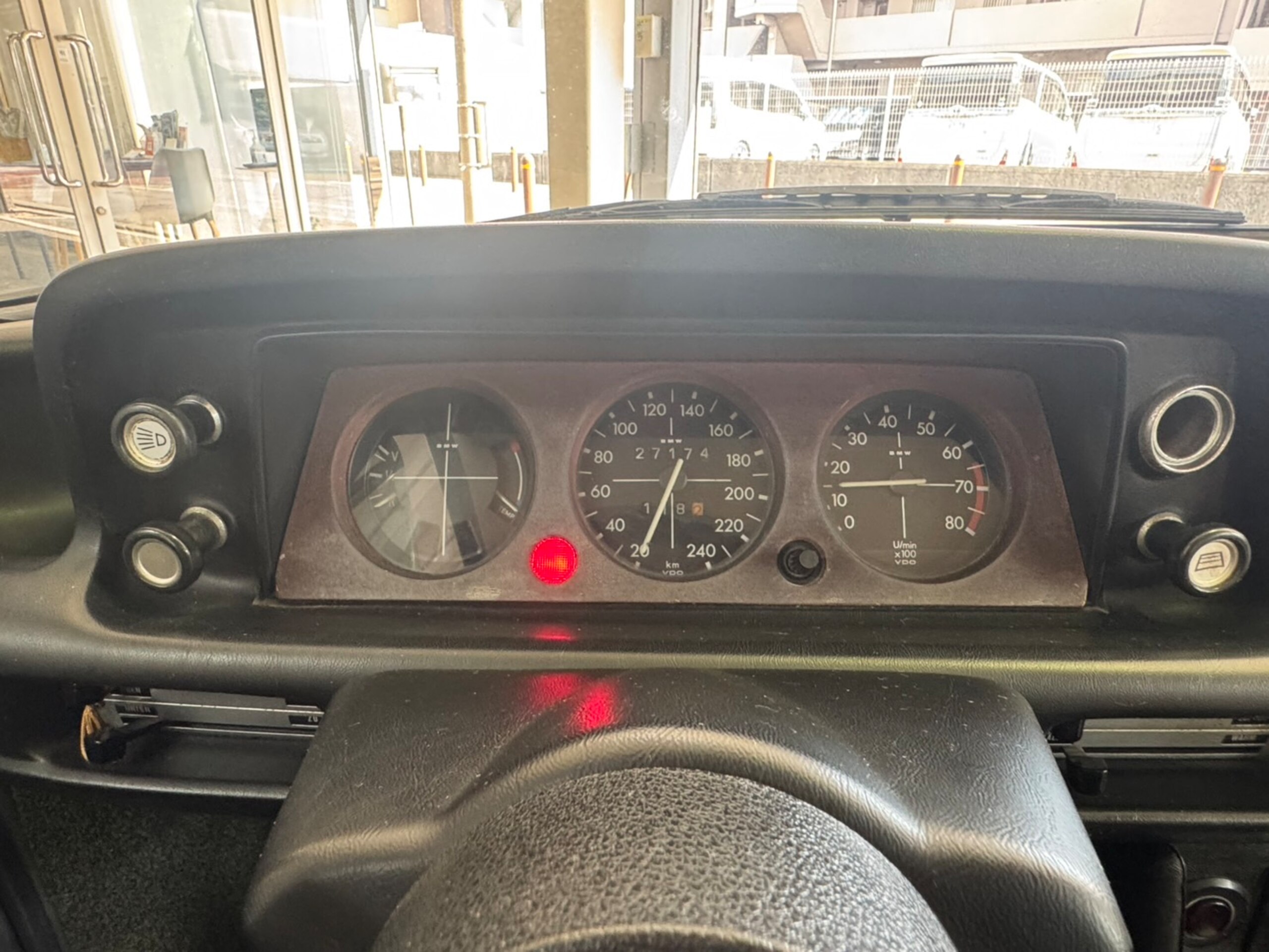 1975 BMW 2002 Turbo — Photo 10 / 19