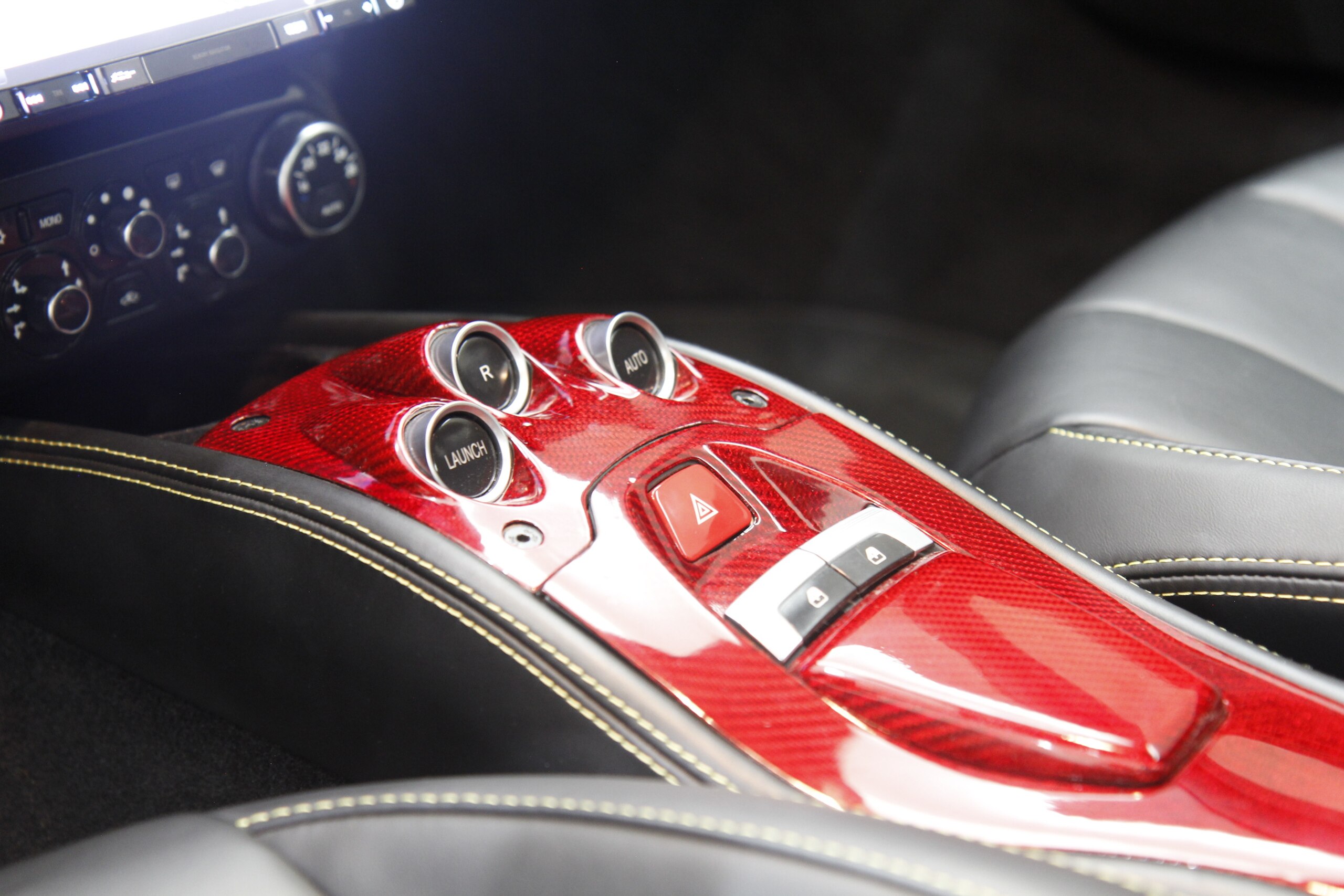 2012 Ferrari 458 Italia F1 DCT — Photo 7 / 17