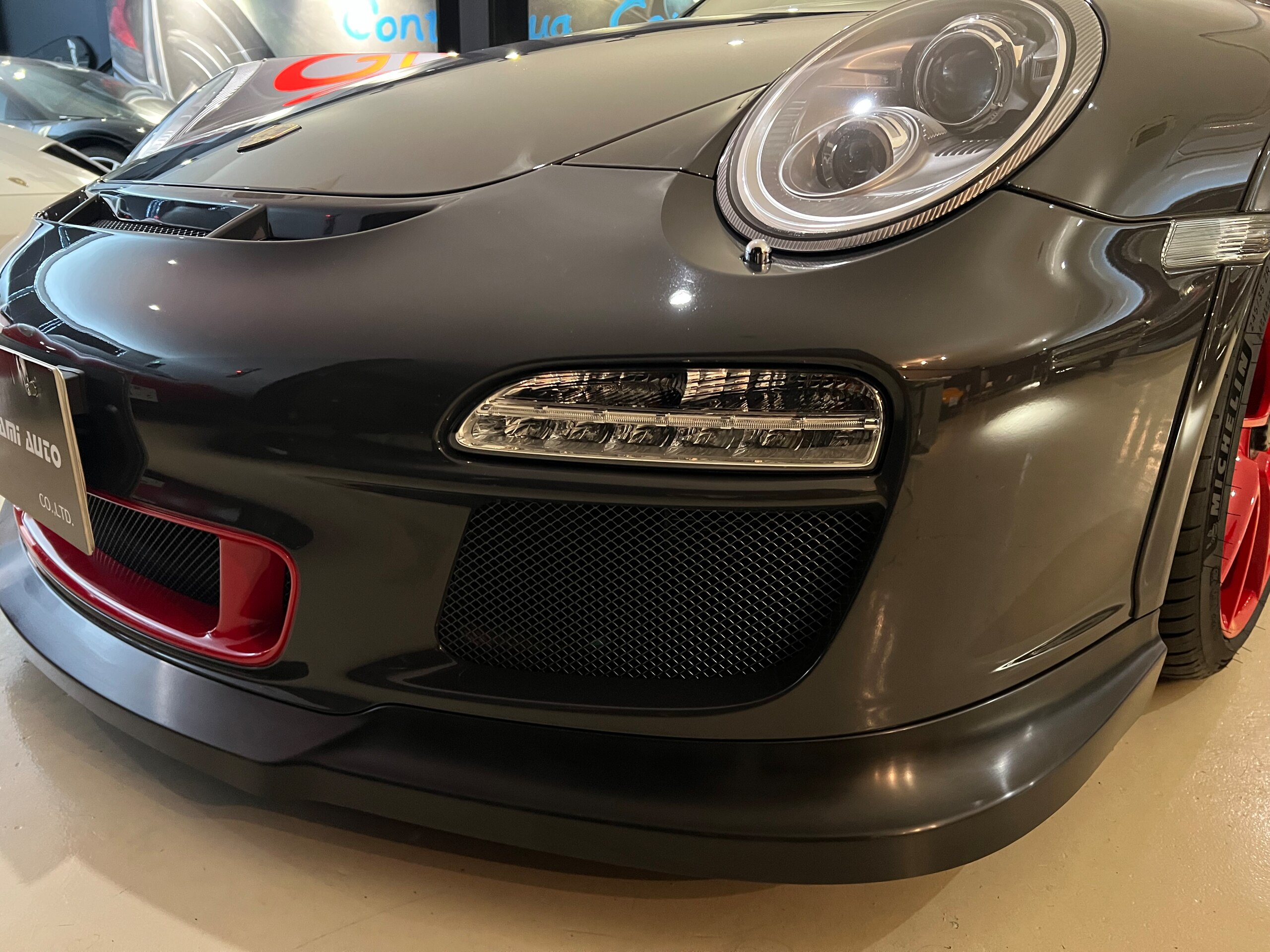 2010 Porsche 911 GT3 RS — Photo 21 / 35