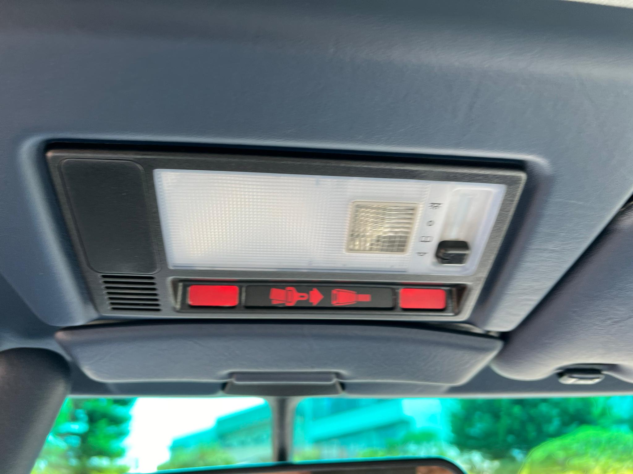 1988 Mercedes Benz 230E — Photo 16 / 29