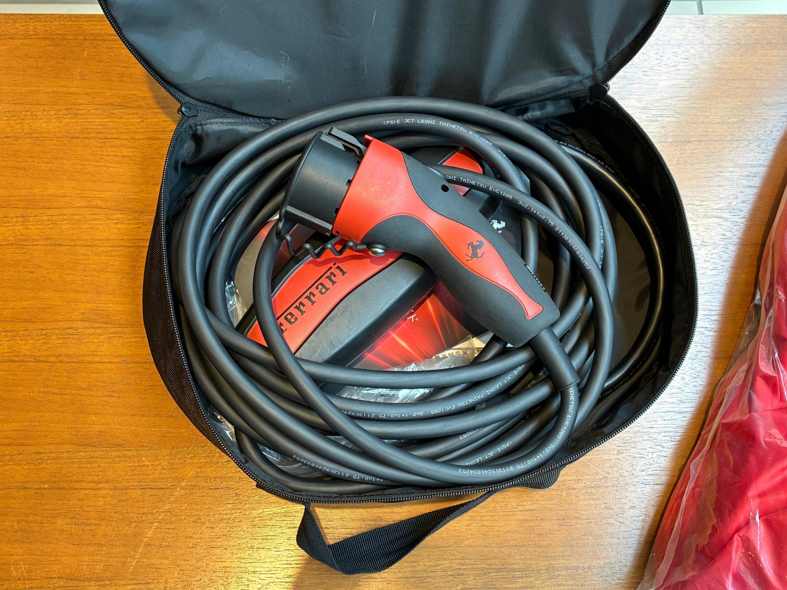 2025 Ferrari 296GTS — Photo 72 / 76