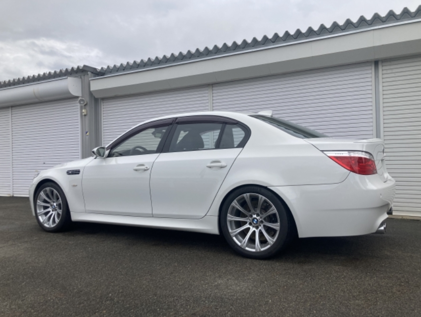 2007 BMW M5 — Photo 6 / 17