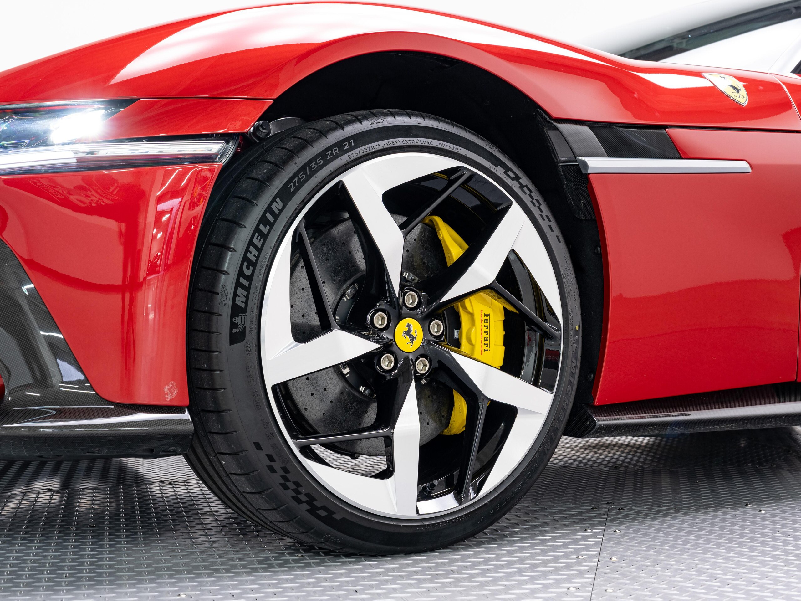 2025 Ferrari 12Cilindri — Photo 19 / 32