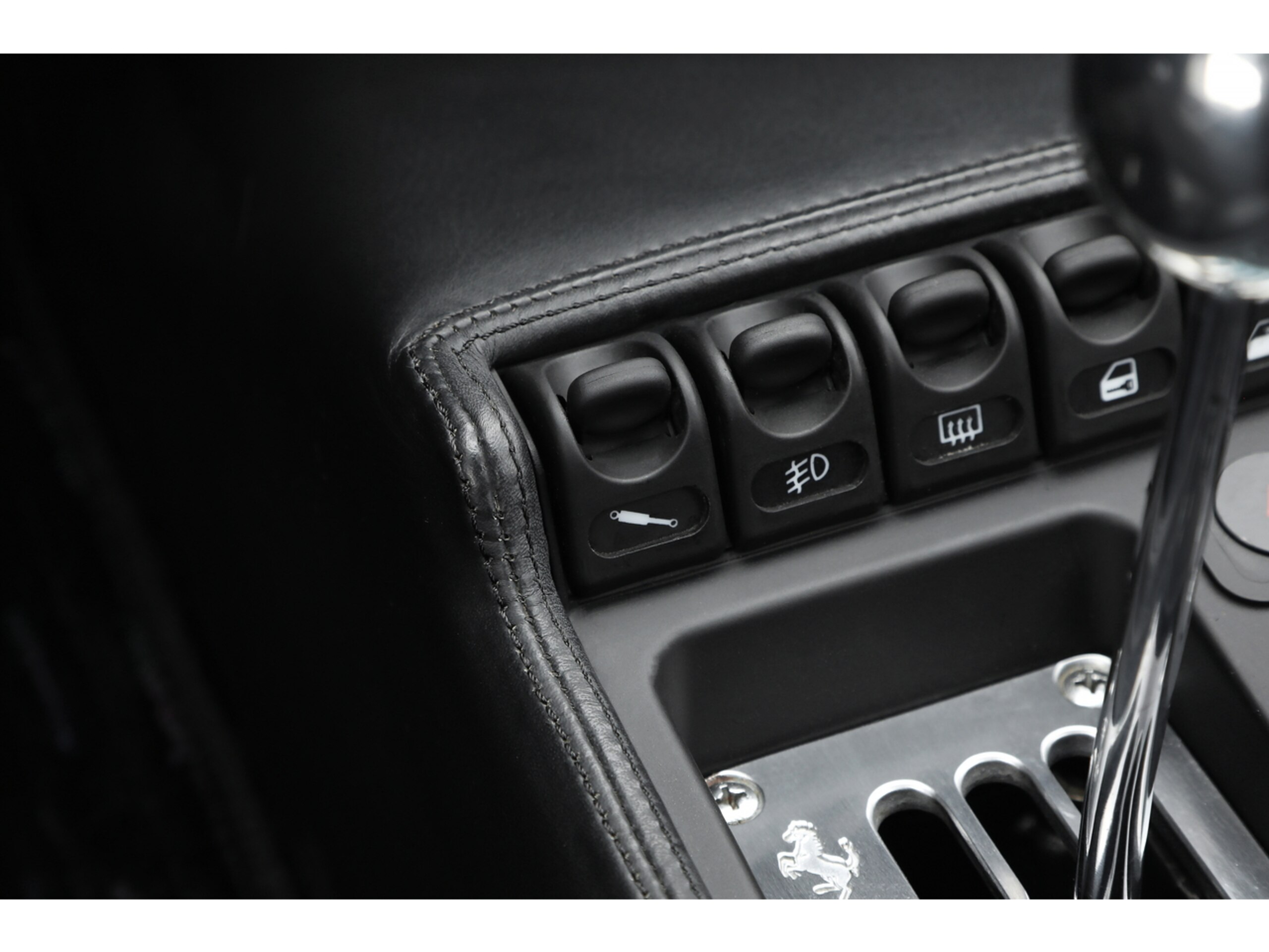 1995 Ferrari F355 Berlinetta — Photo 36 / 39