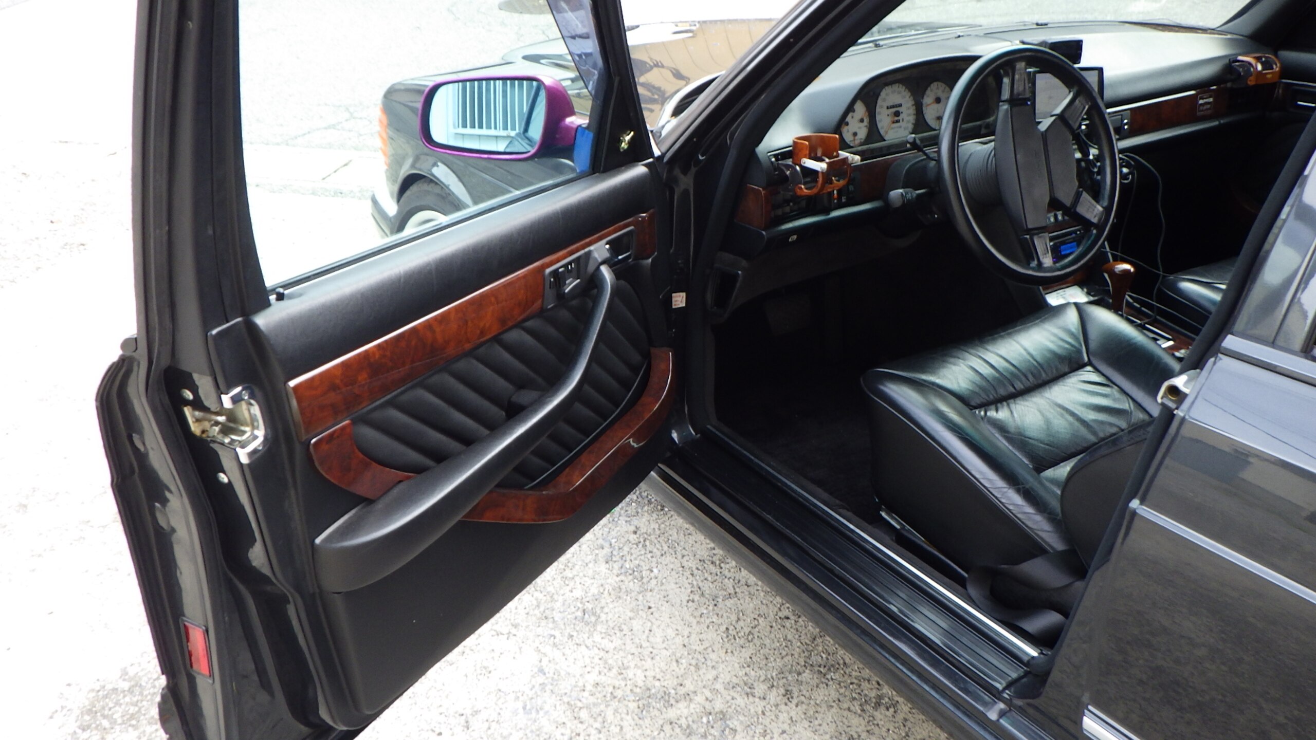 1990 Mercedes Benz 560SEL 6.0 AMG — Photo 6 / 18