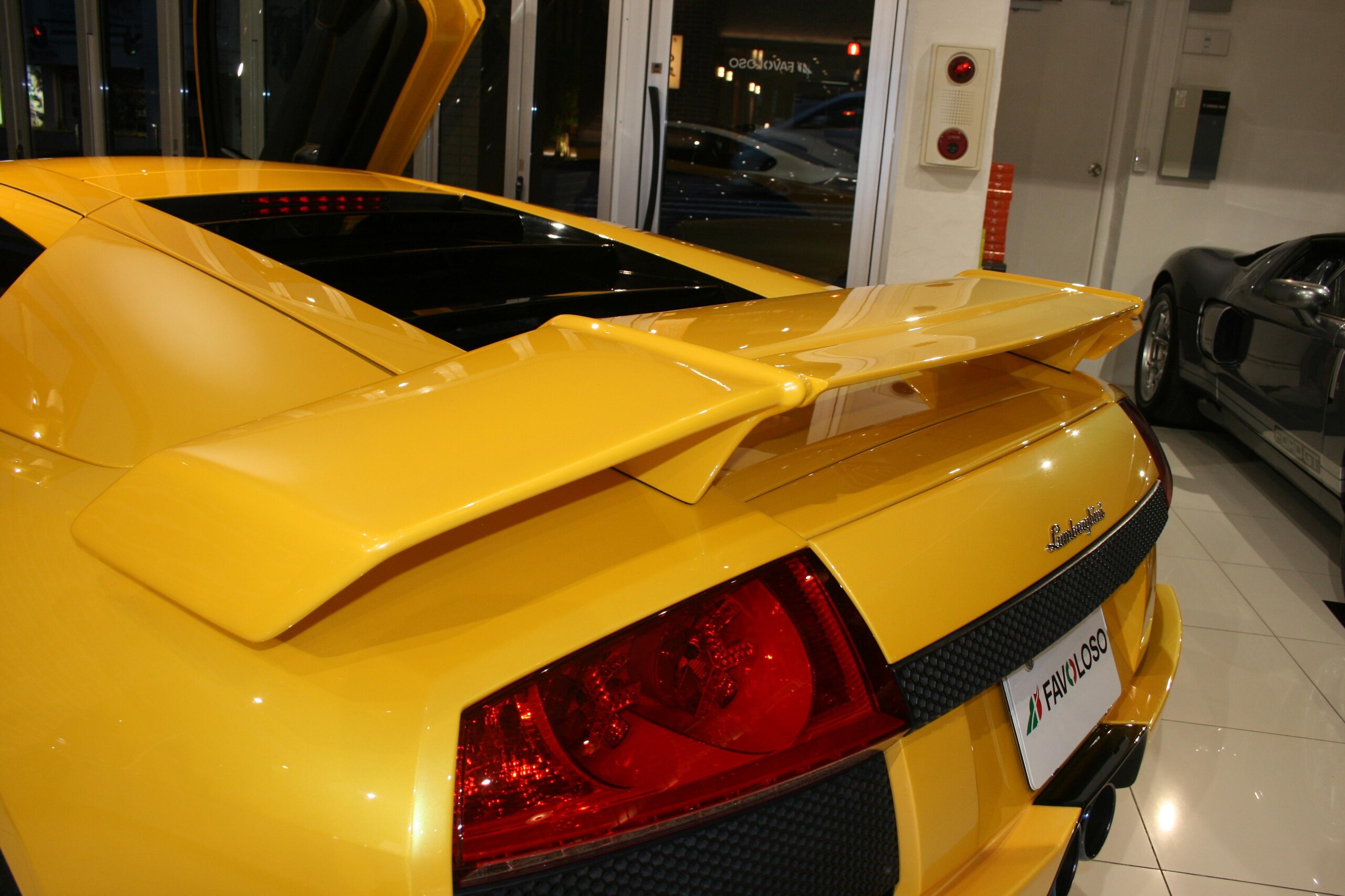 2002 Lamborghini Murcielago — Photo 6 / 11