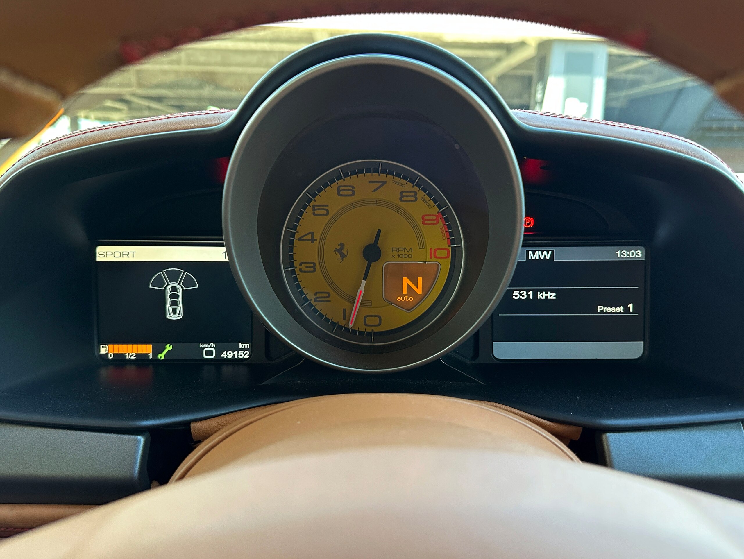 2012 Ferrari 458 Italia F1 DCT — Photo 9 / 17