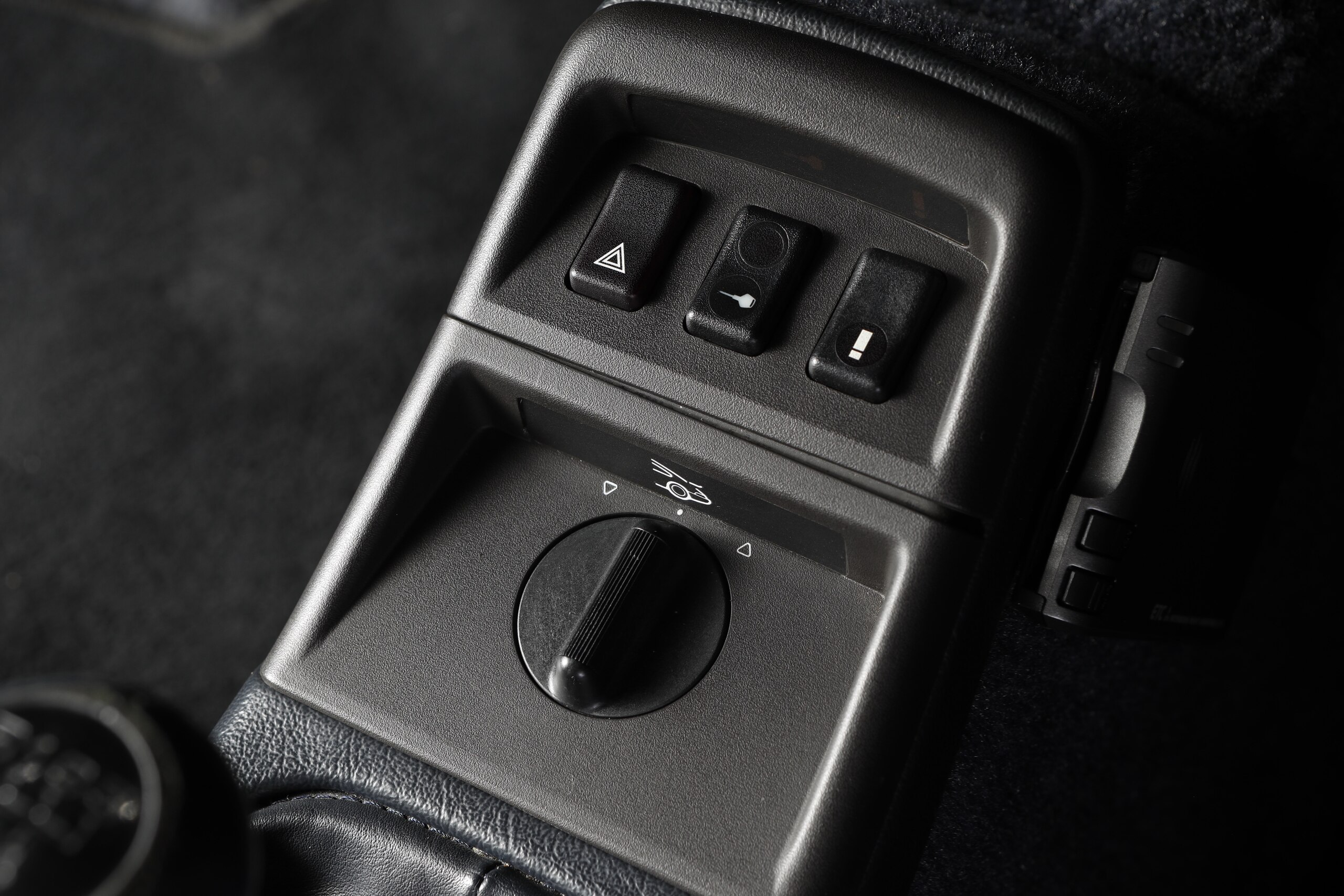 1992 Porsche 911 Carrera 2 — Photo 11 / 21