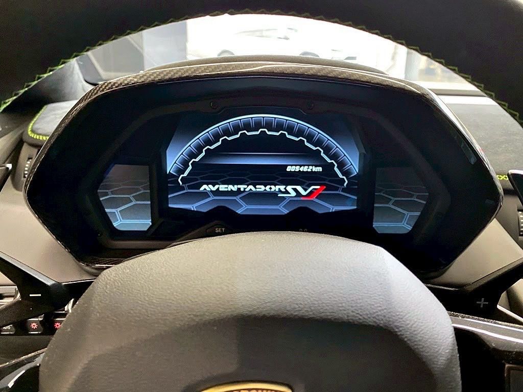 2020 Lamborghini Aventador SVJ Roadster — Photo 12 / 24