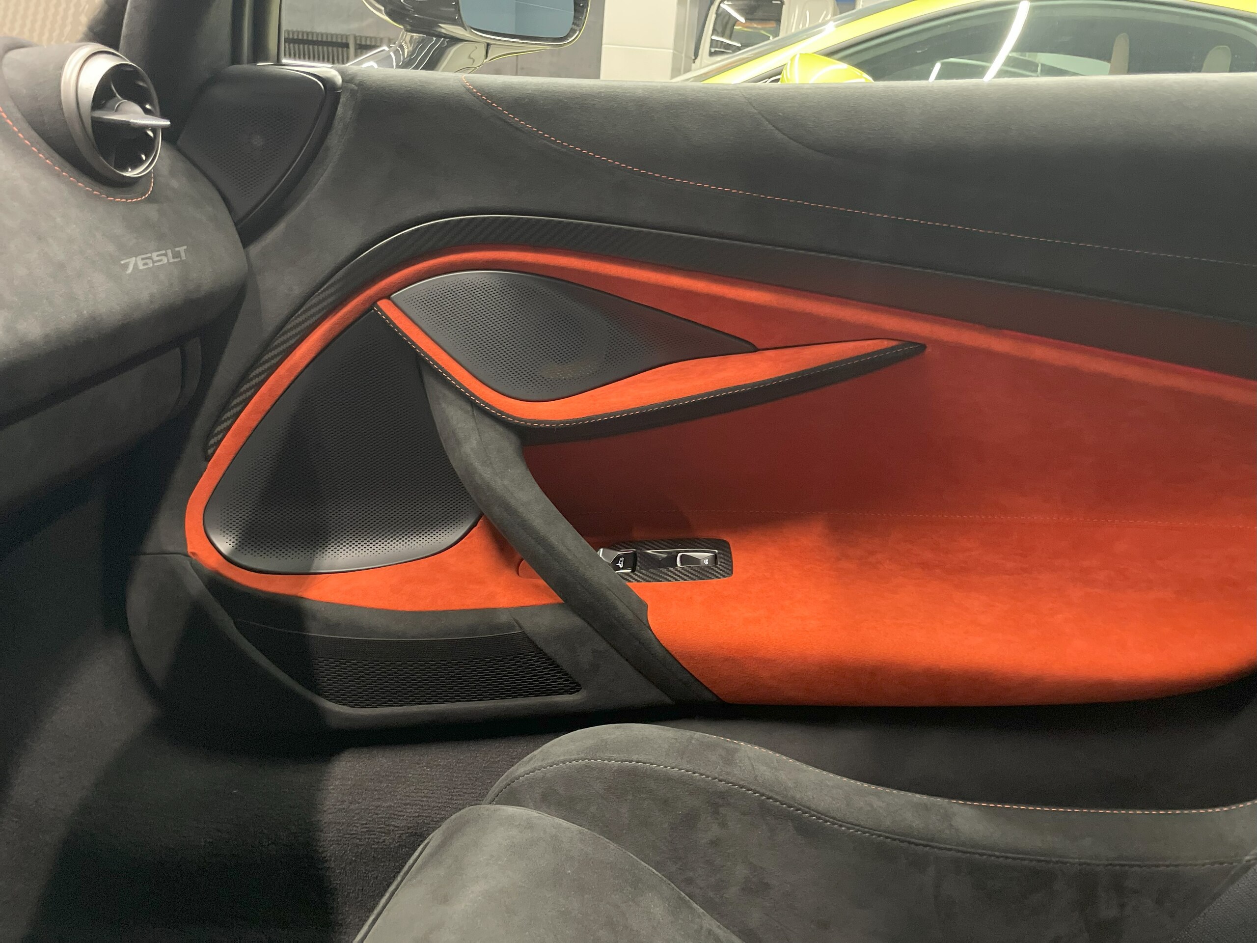 2022 McLaren 765LT Spider — Photo 17 / 20