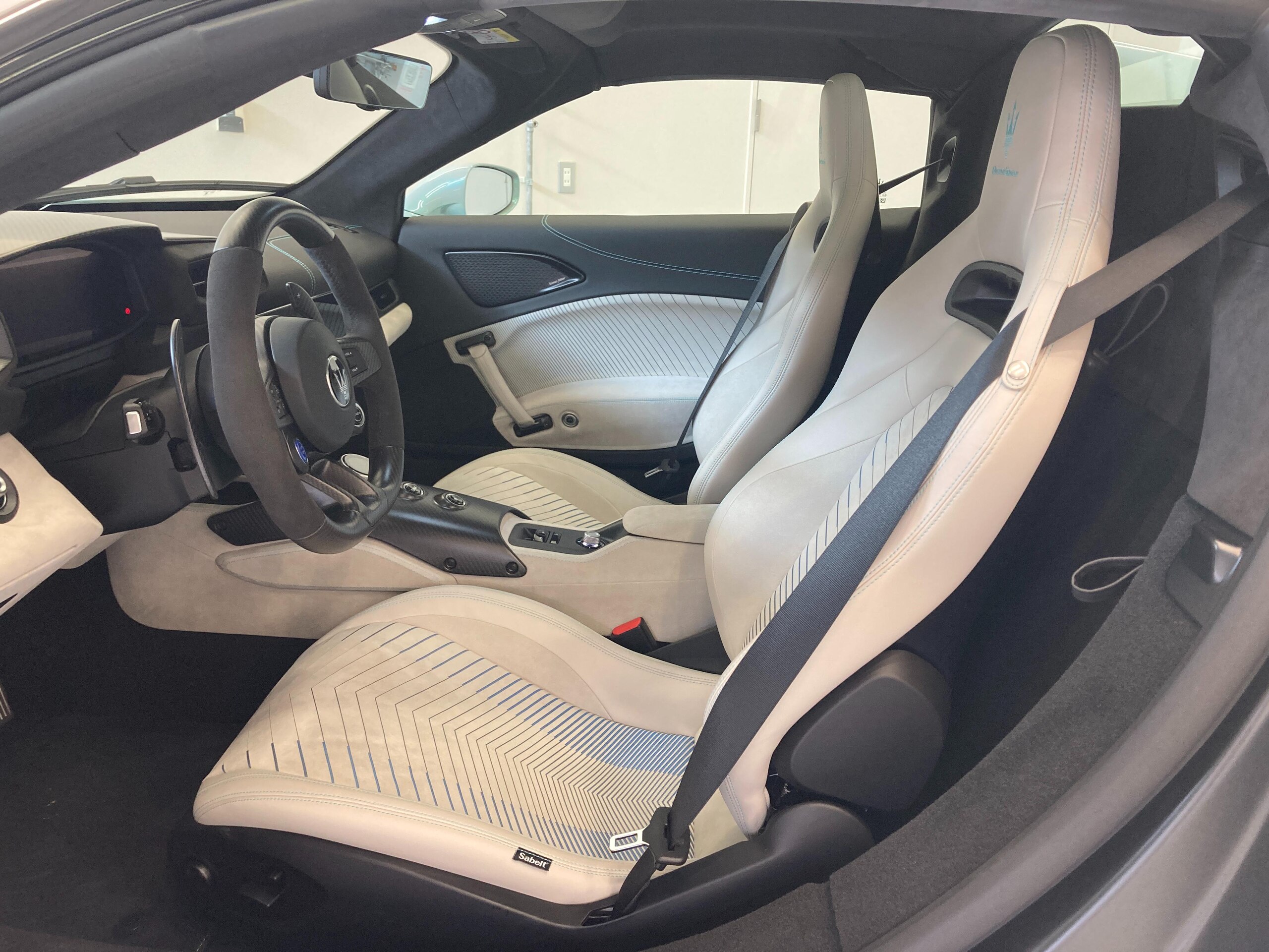 2023 Maserati MC20 Cielo — Photo 7 / 11