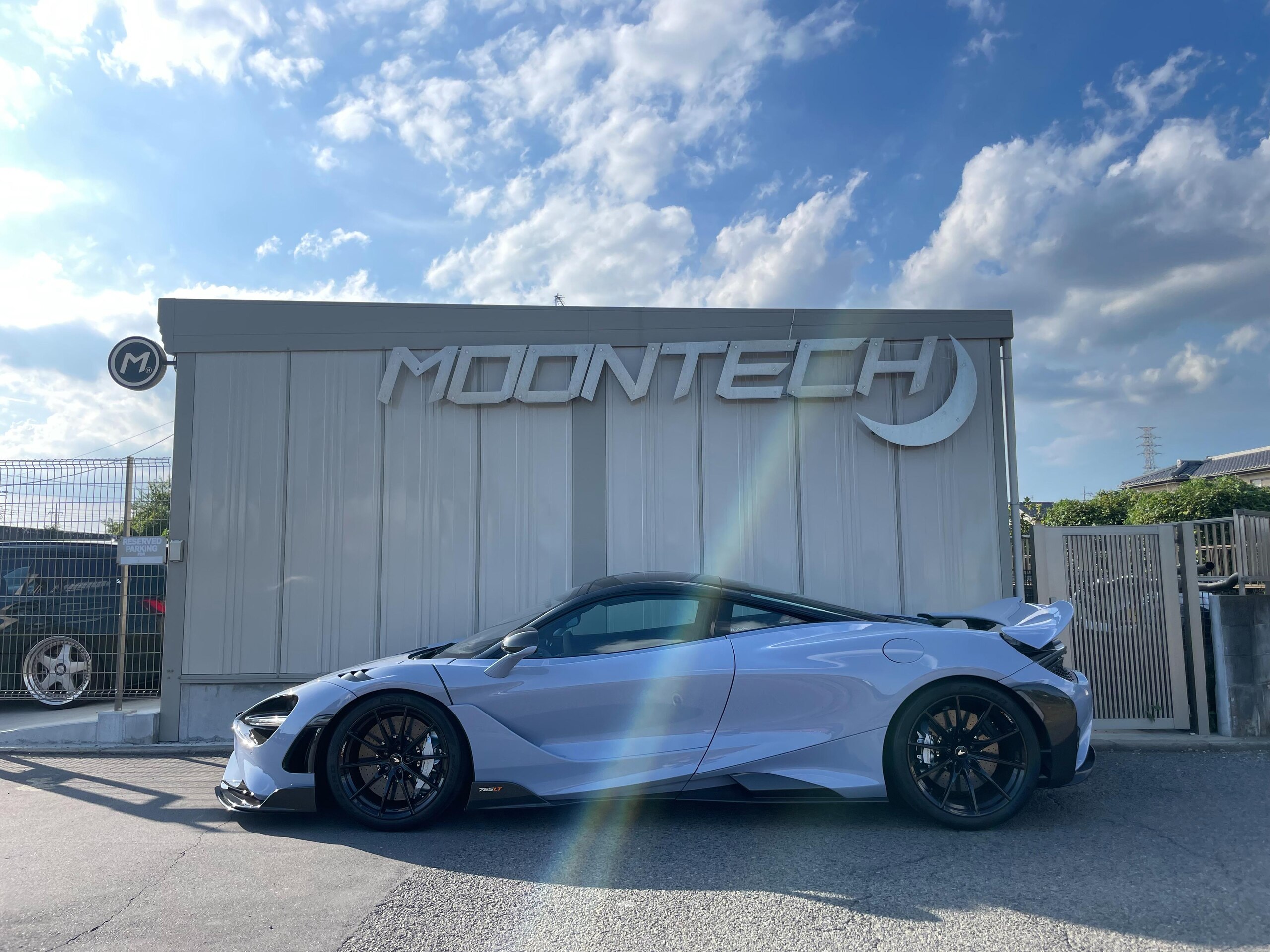 2021 McLaren 765LT — Photo 9 / 18