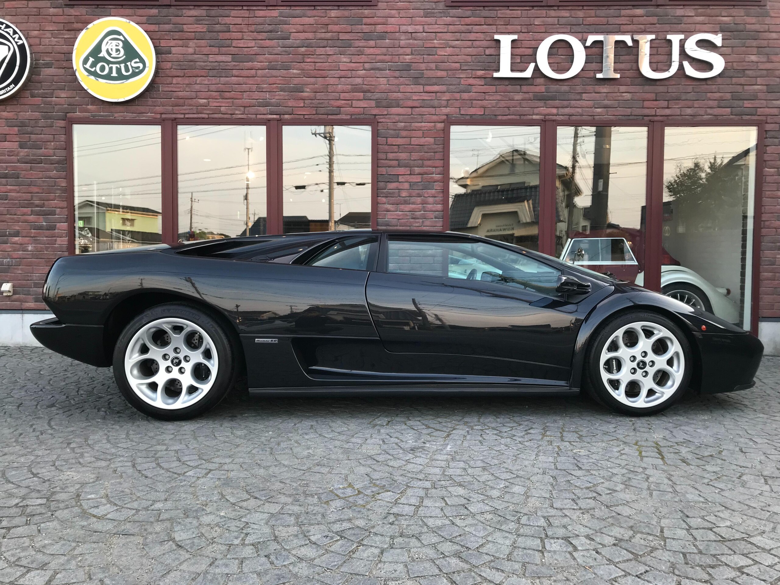 2001 Lamborghini Diablo VT 6.0 — Photo 6 / 18