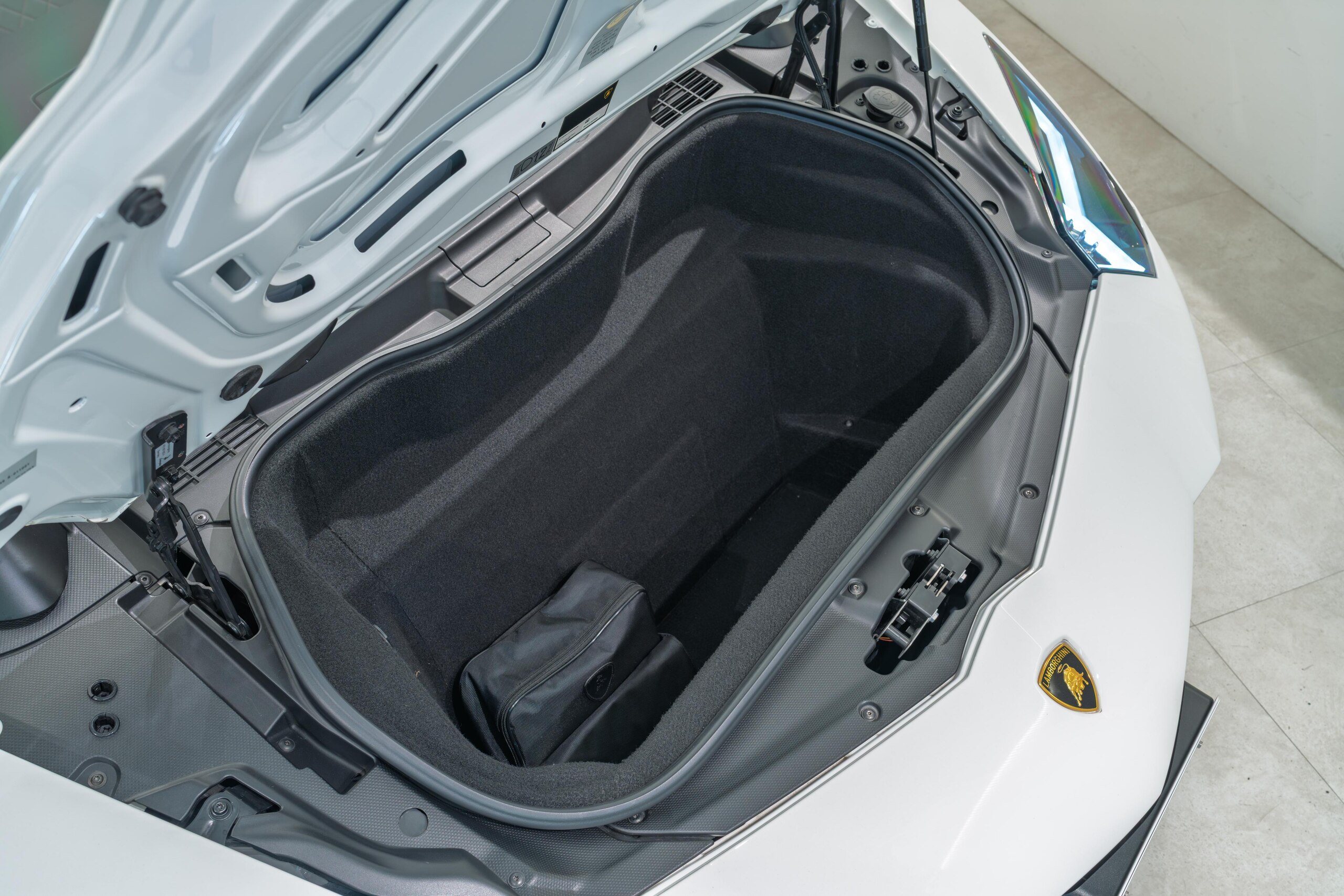 2018 Lamborghini Aventador S — Photo 26 / 26