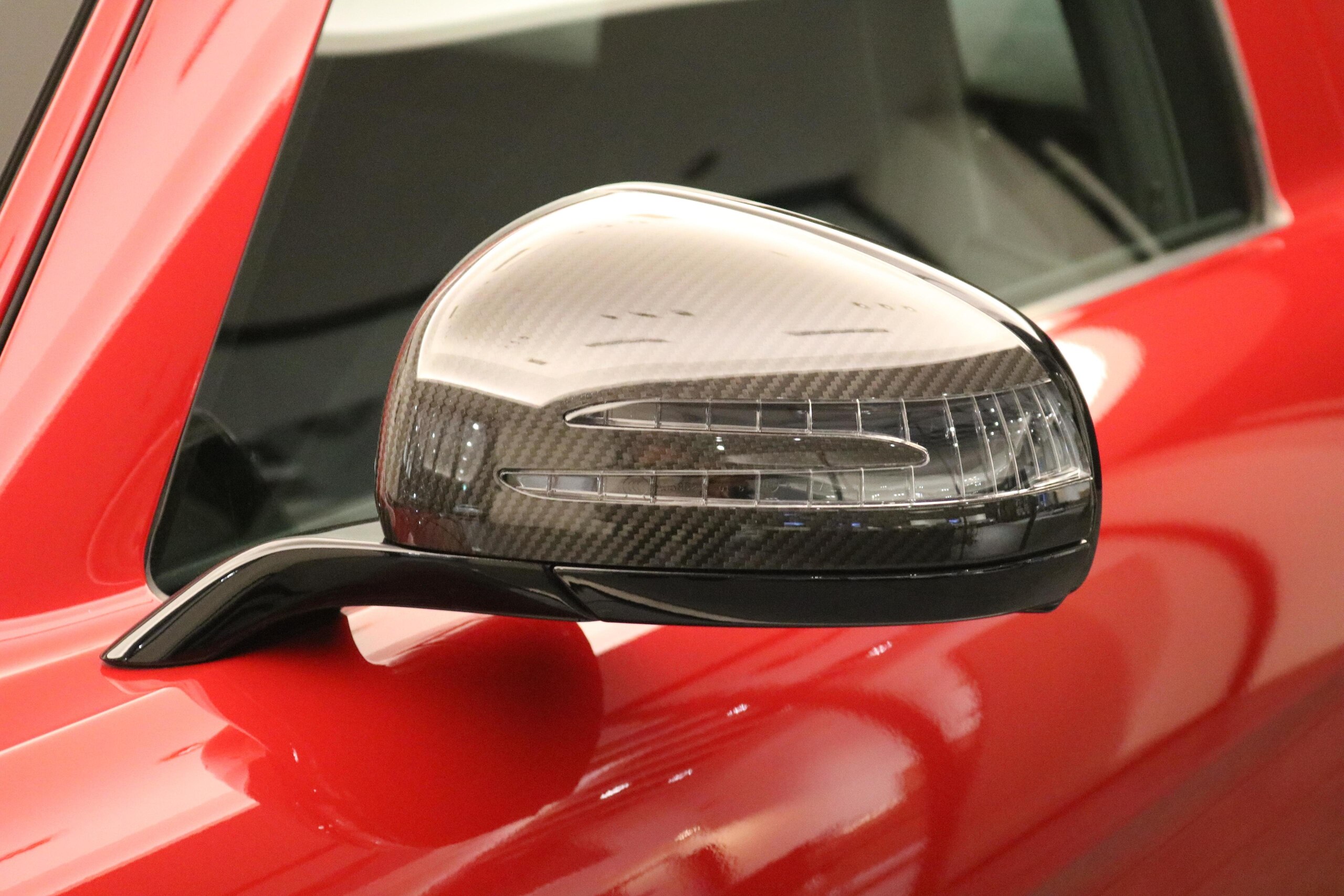 2010 Mercedes Benz SLS AMG — Photo 11 / 14