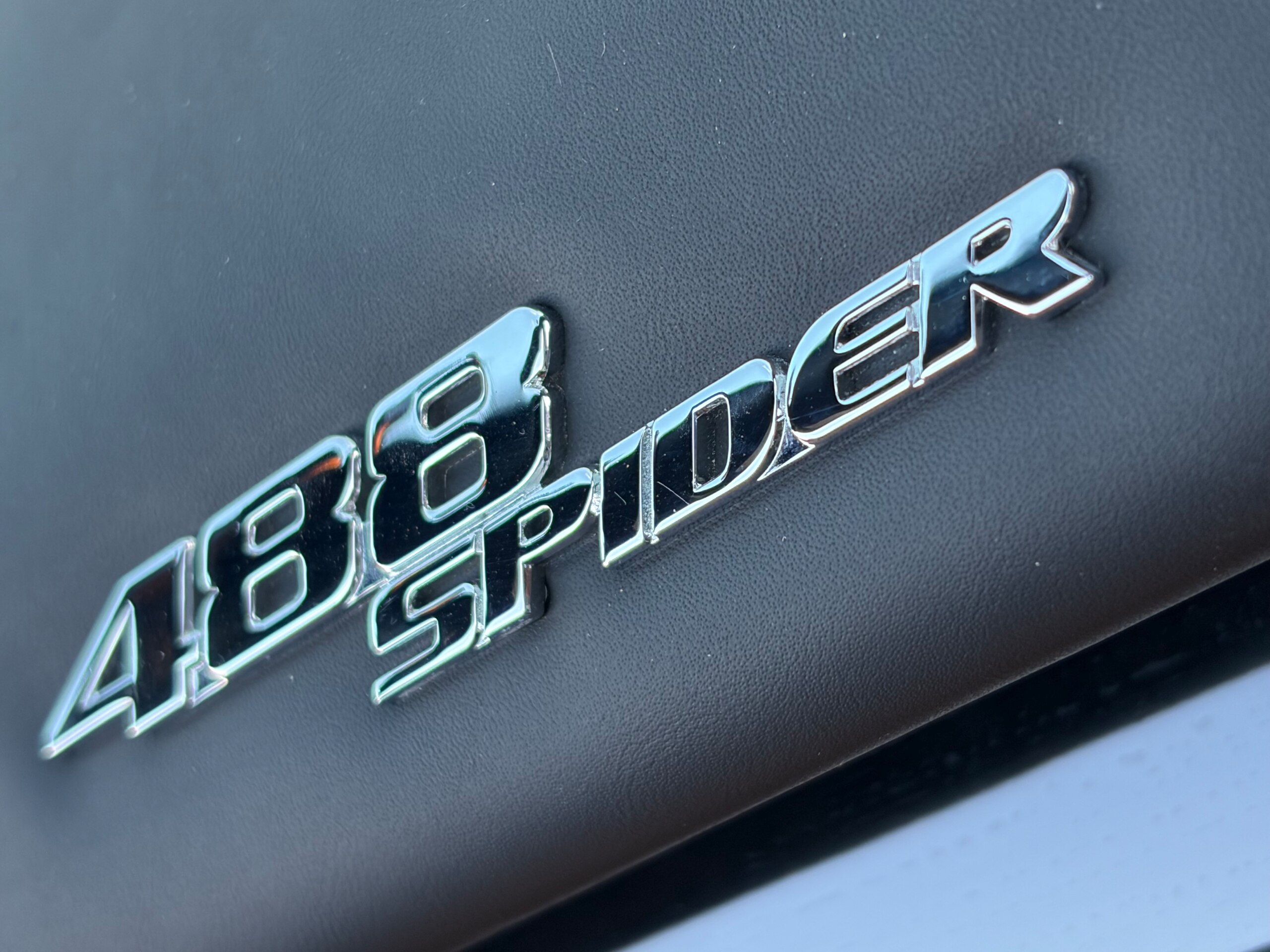 2018 Ferrari 488 Spider — Photo 16 / 26