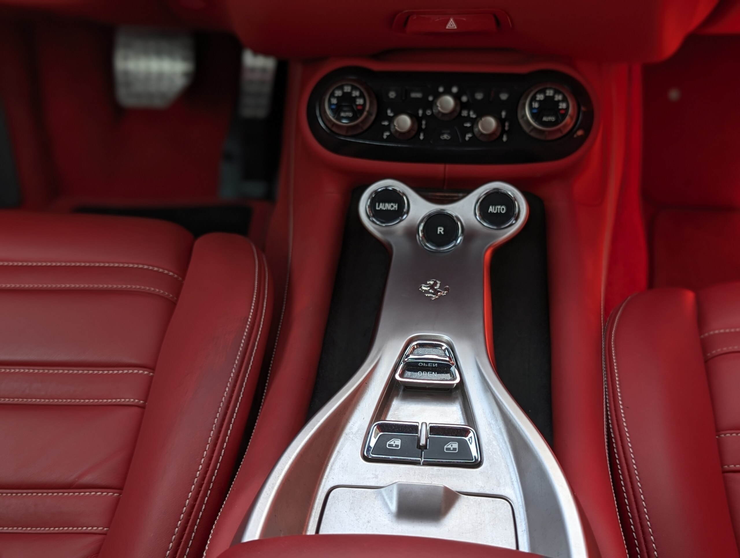 2009 Ferrari California F1 — Photo 12 / 19