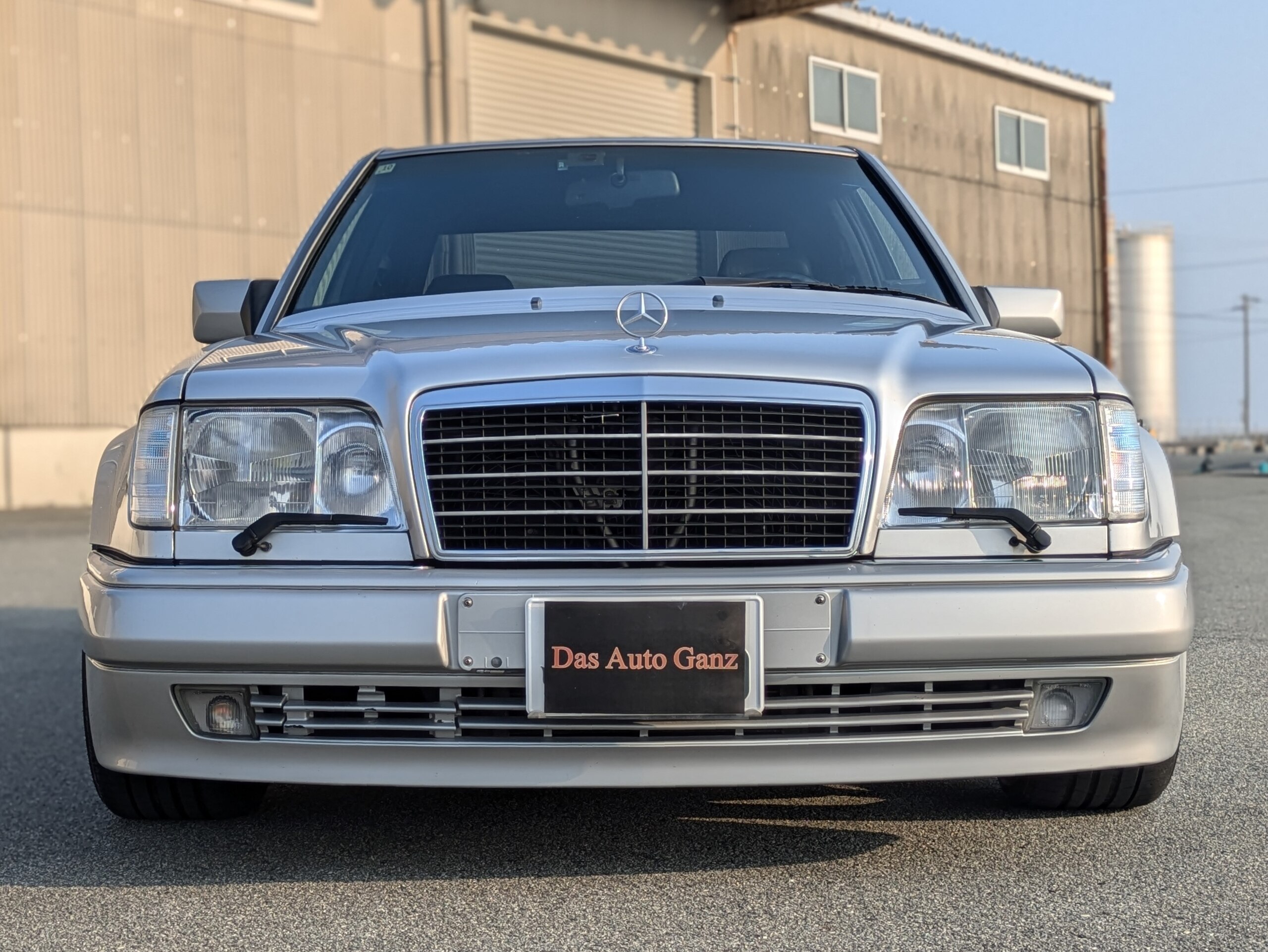 1994 Mercedes Benz E500 WDB1240361C116138 for sale in Japan