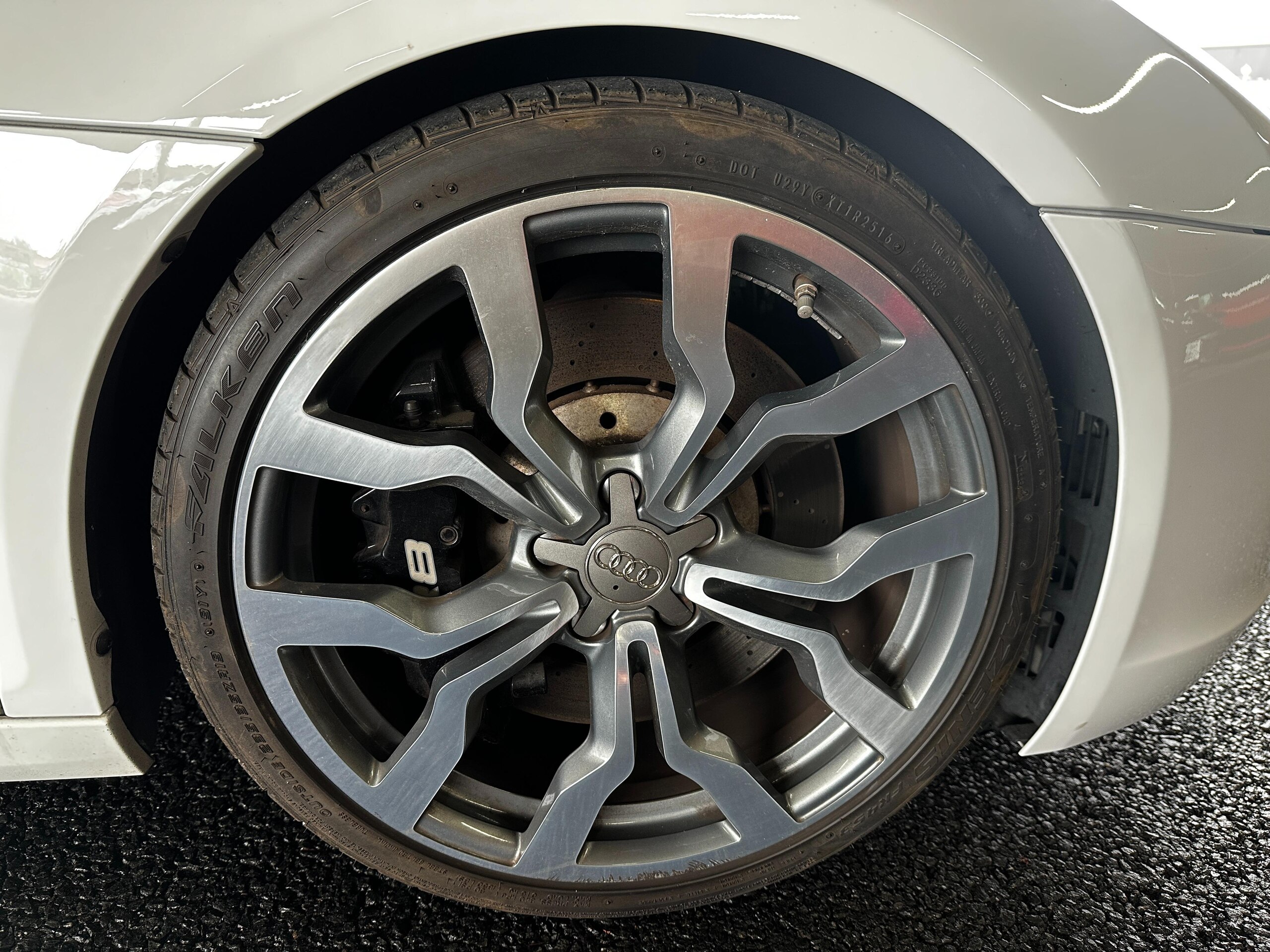 2012 Audi R8 5.2 FSI Quattro — Photo 18 / 20