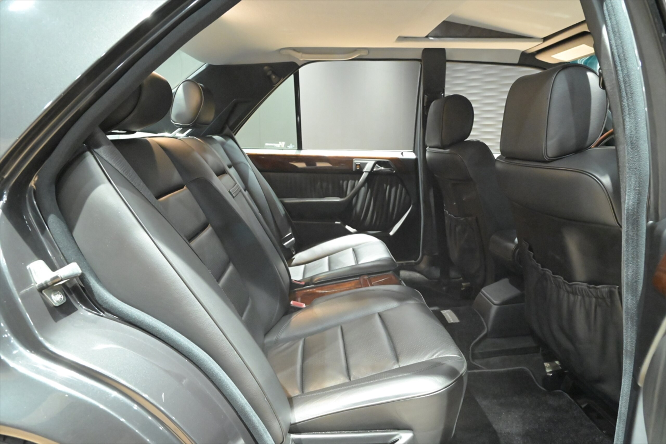 1993 Mercedes Benz 500E 6.0 AMG — Photo 18 / 23