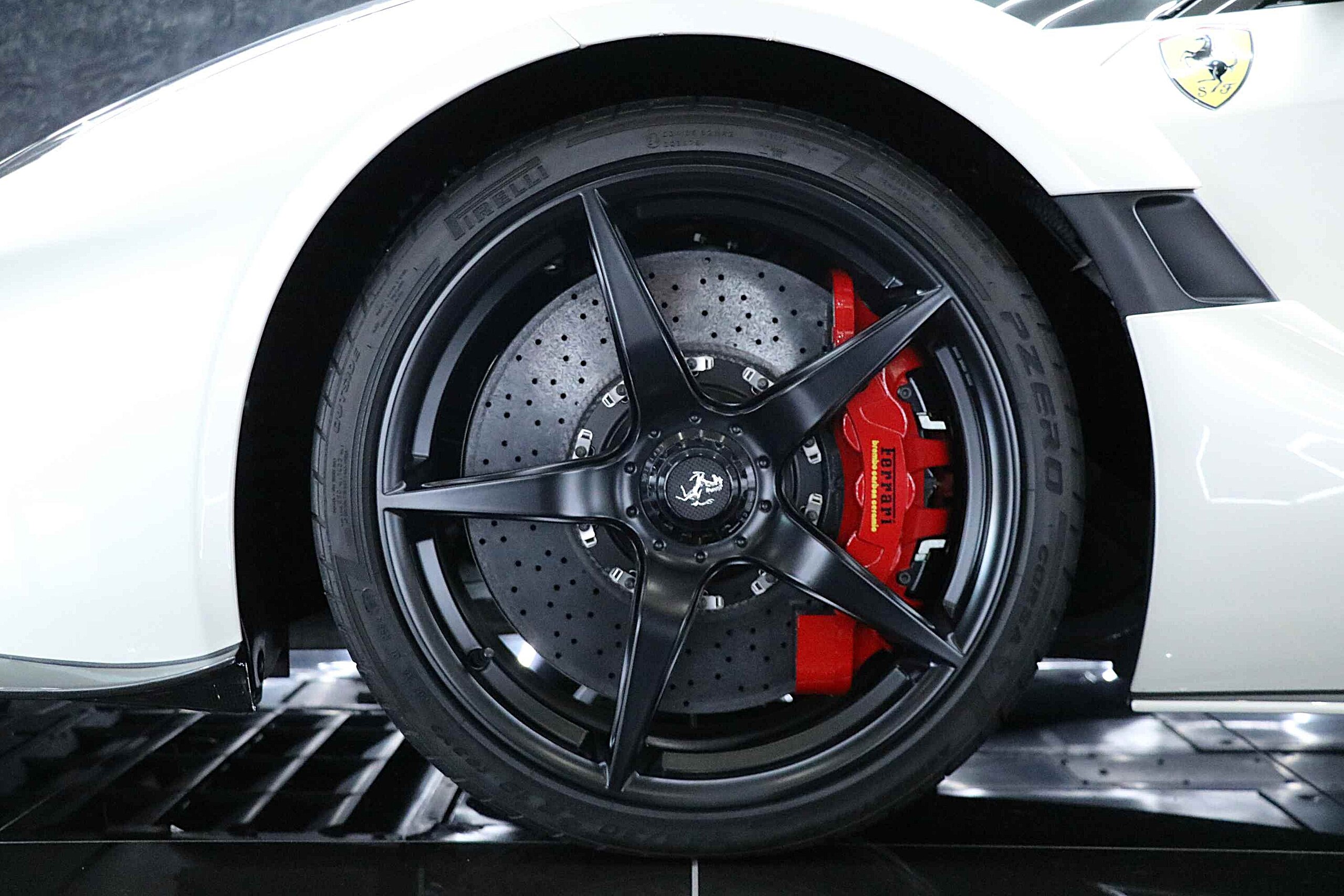 2017 Ferrari LaFerrari — Photo 25 / 26