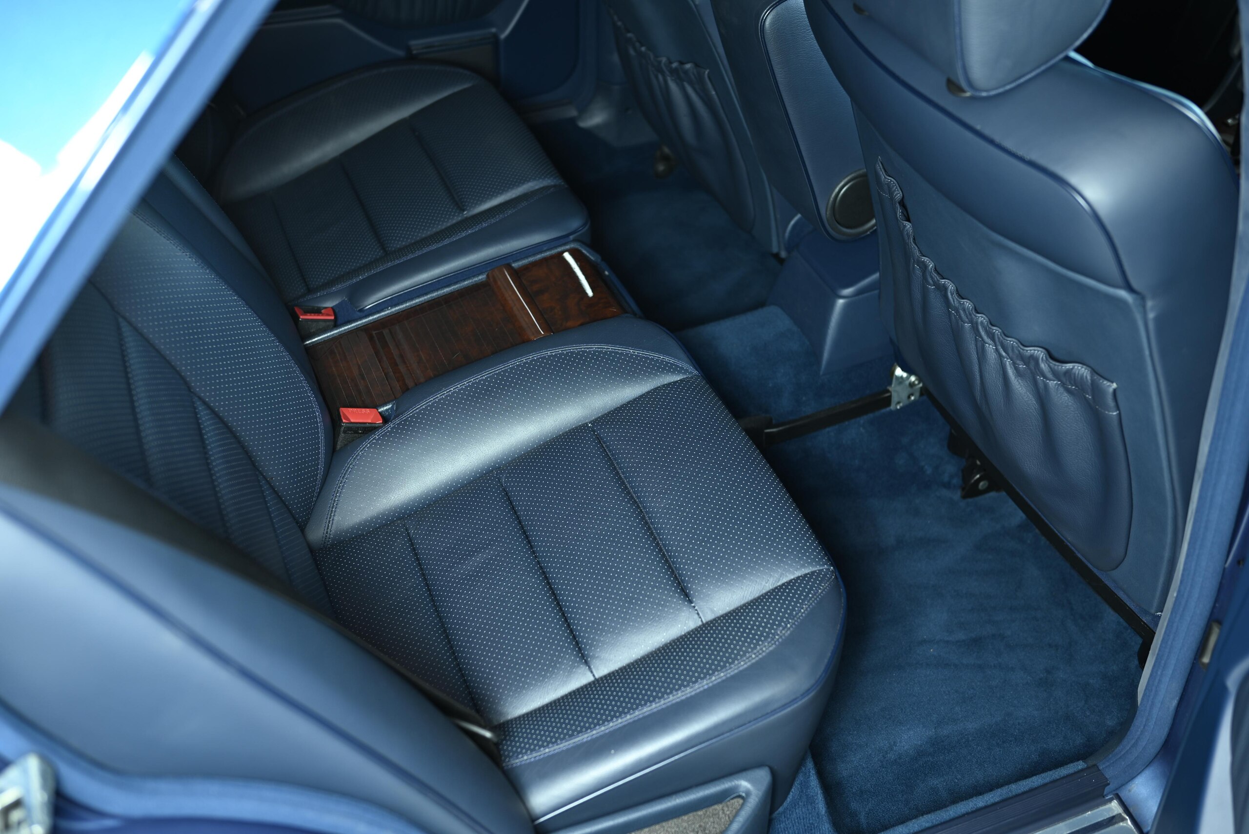 1994 Mercedes Benz E500 — Photo 67 / 74